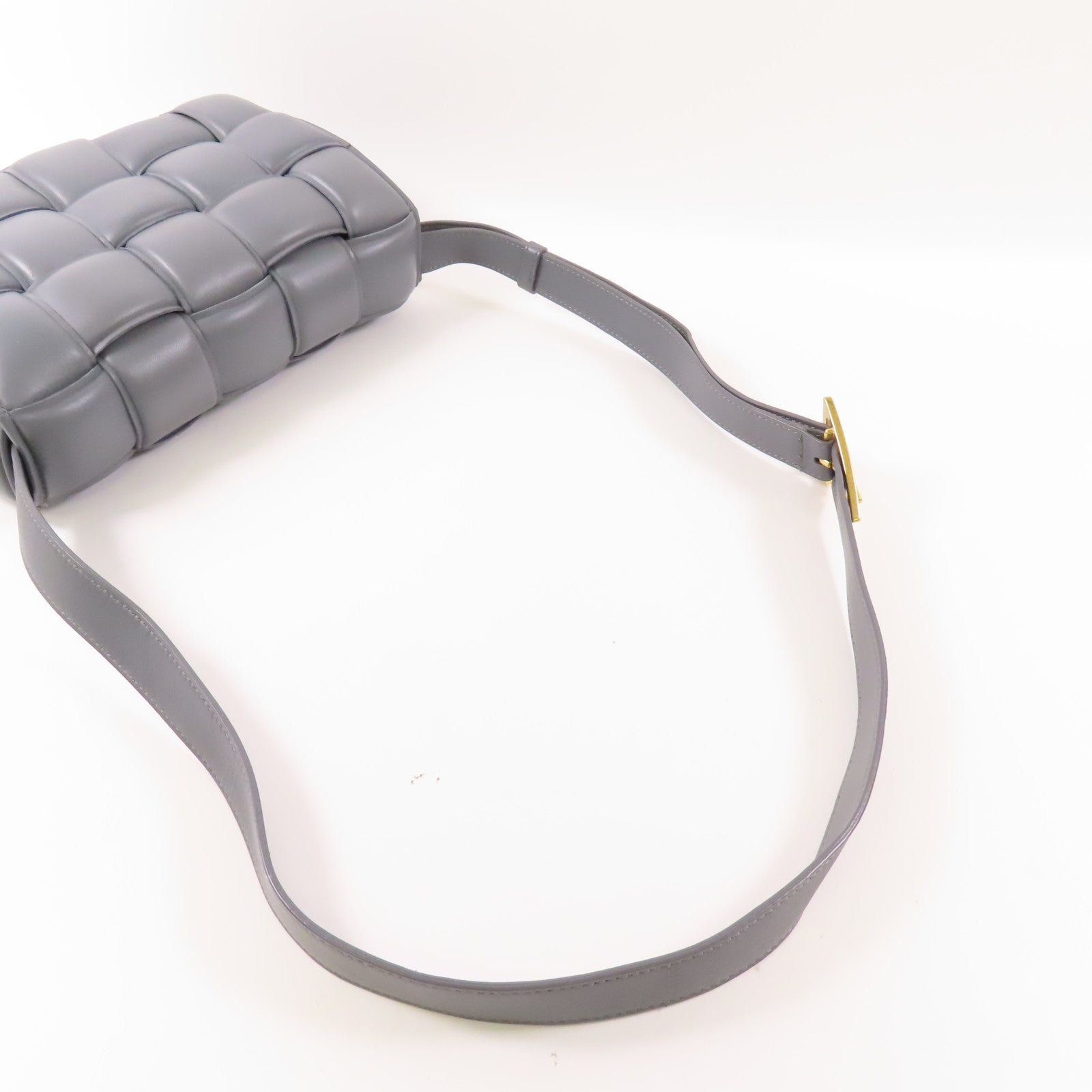 BOTTEGA VENETA 羊皮皮革Padded Cassette金扣肩背袋