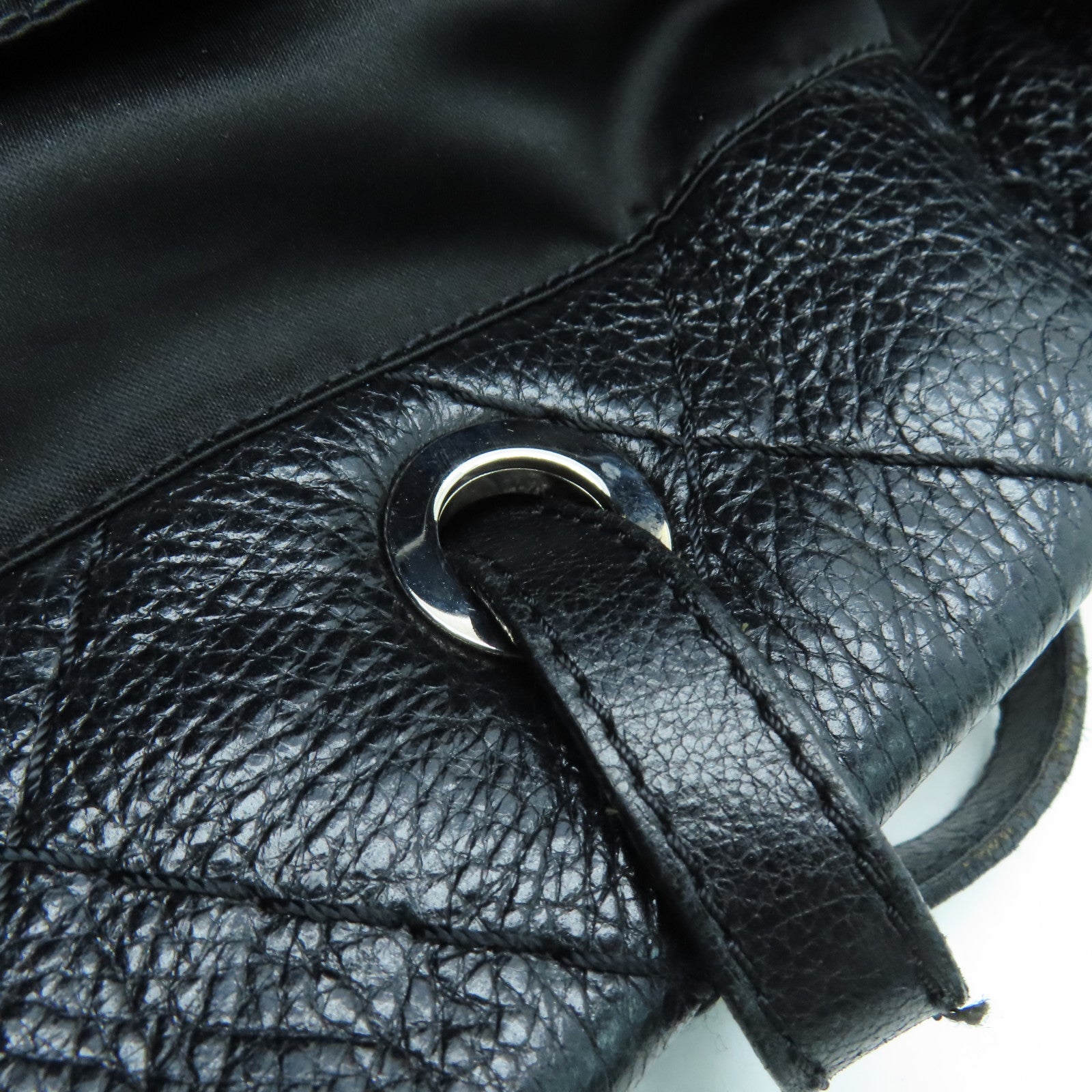 CHANEL 【激減優惠】菱格菱格Shoulder Bag銀扣肩背袋黑色