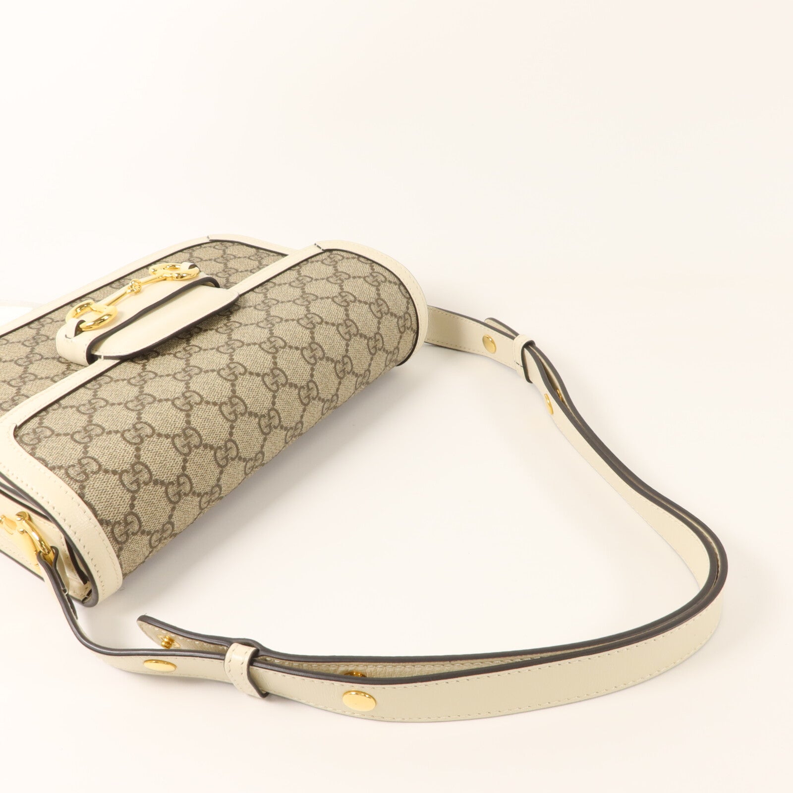 GUCCI 塗層帆布Horsebit 1955 Medium金扣肩背袋