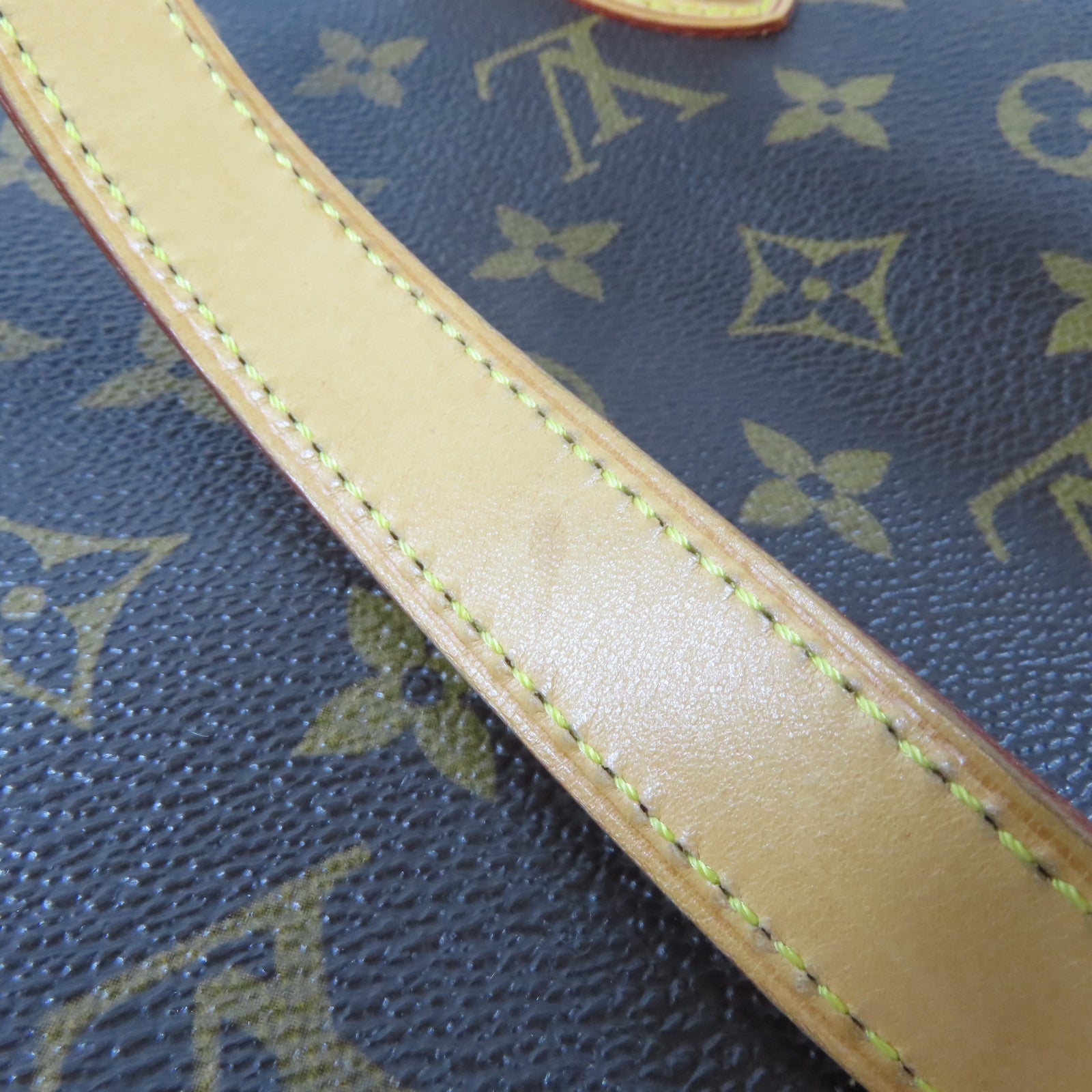 LOUIS VUITTON 【激減優惠】Monogram Popincourt Haut金扣肩背袋啡色