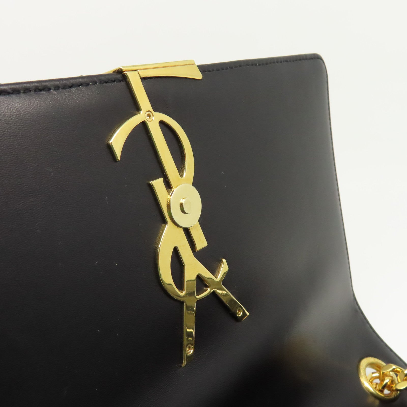 SAINT LAURENT 漆皮皮革Vicky Large Shoulder Bag金扣肩背袋黑色