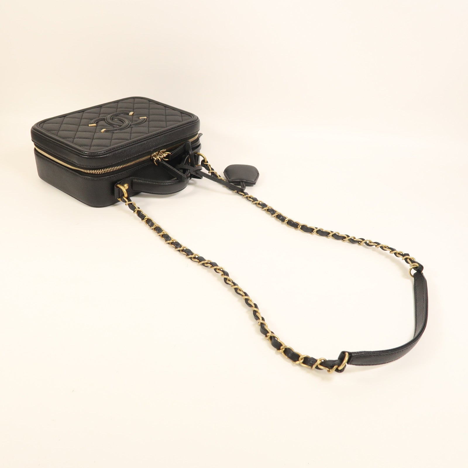 CHANEL 牛皮皮革Filigree Vanity Case金扣手挽肩背兩用袋