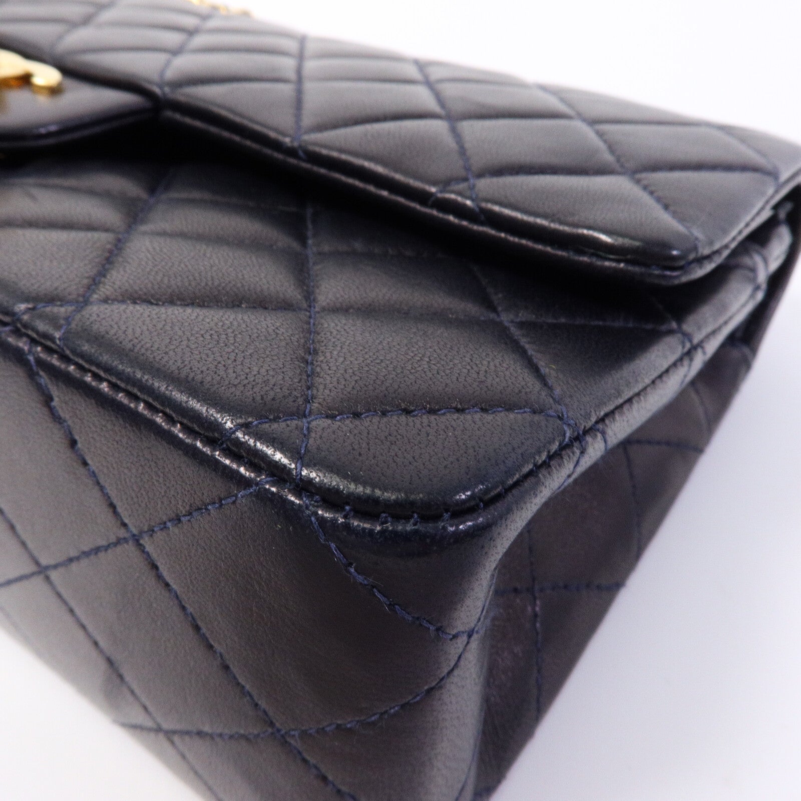 CHANEL 羊皮皮革Vintage Classic Flap鏈帶肩背袋