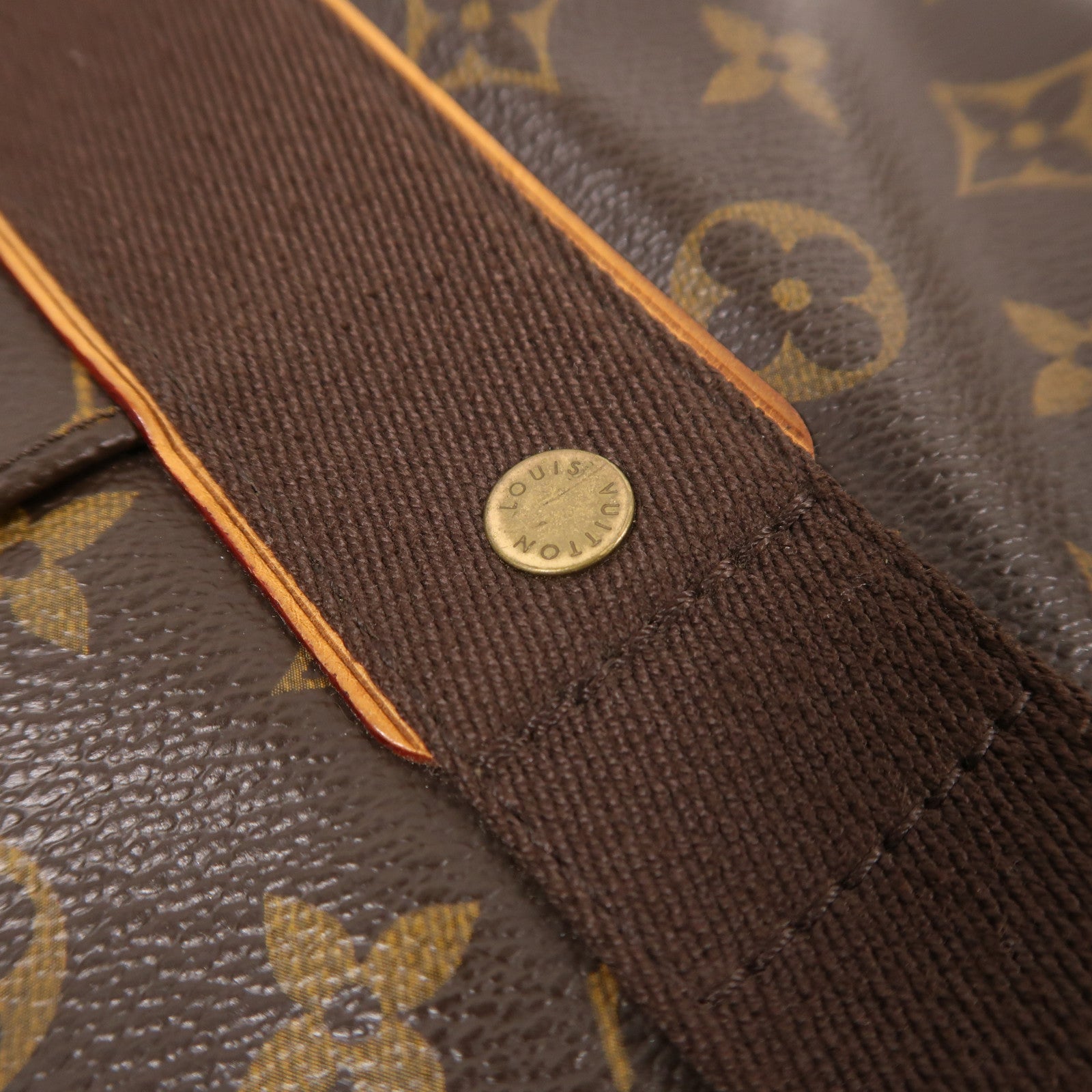LOUIS VUITTON Monogram Cabas Beaubourg金扣肩背袋