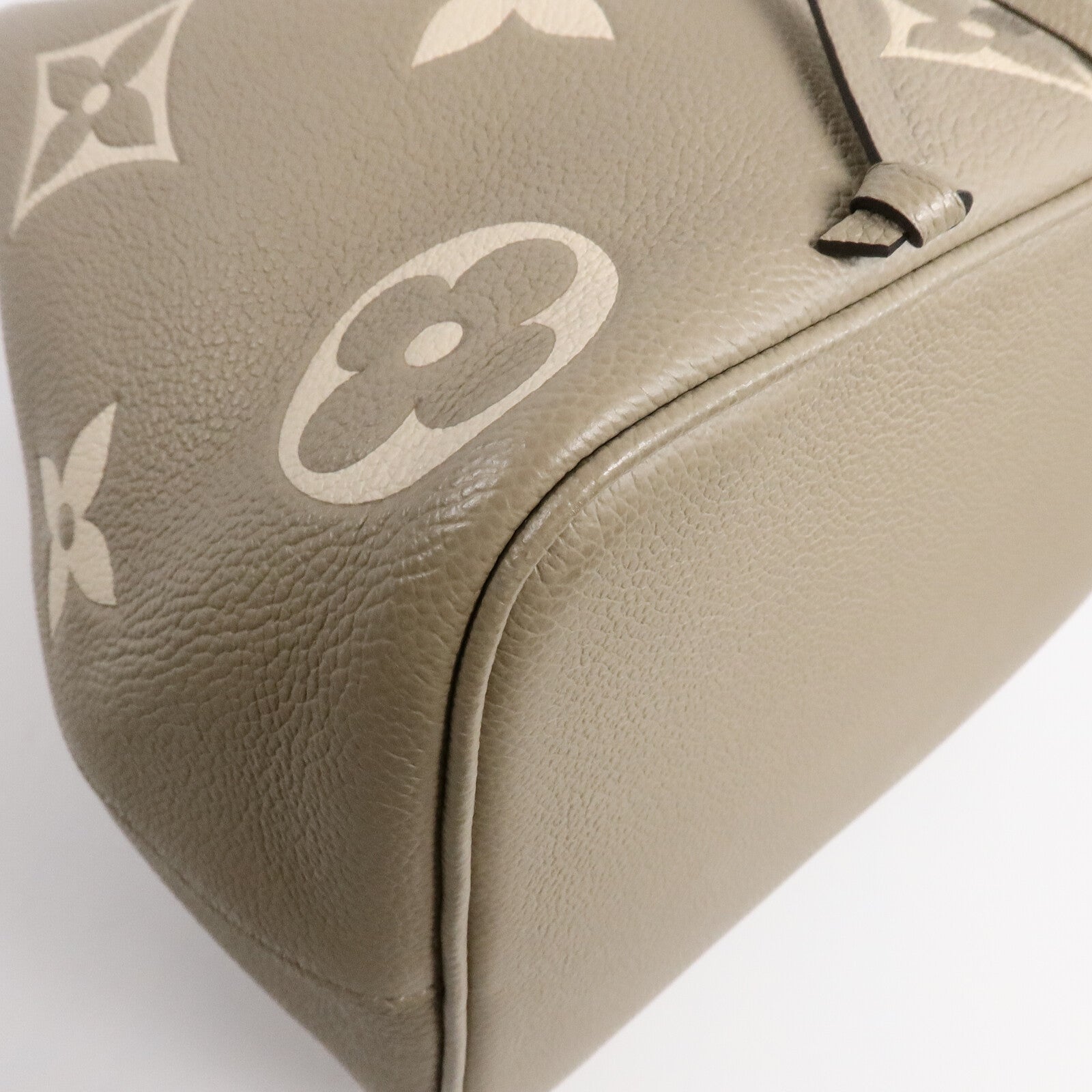 LOUIS VUITTON Monogram Empreinte Neo Noe MM手挽肩背兩用袋