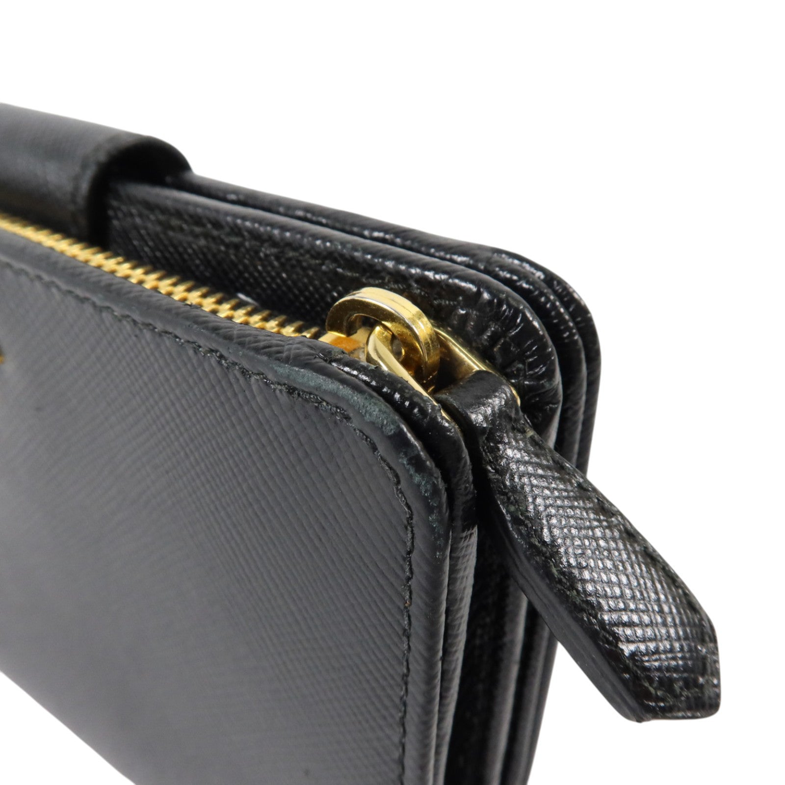 PRADA Saffiano皮革Wallet金扣錢包