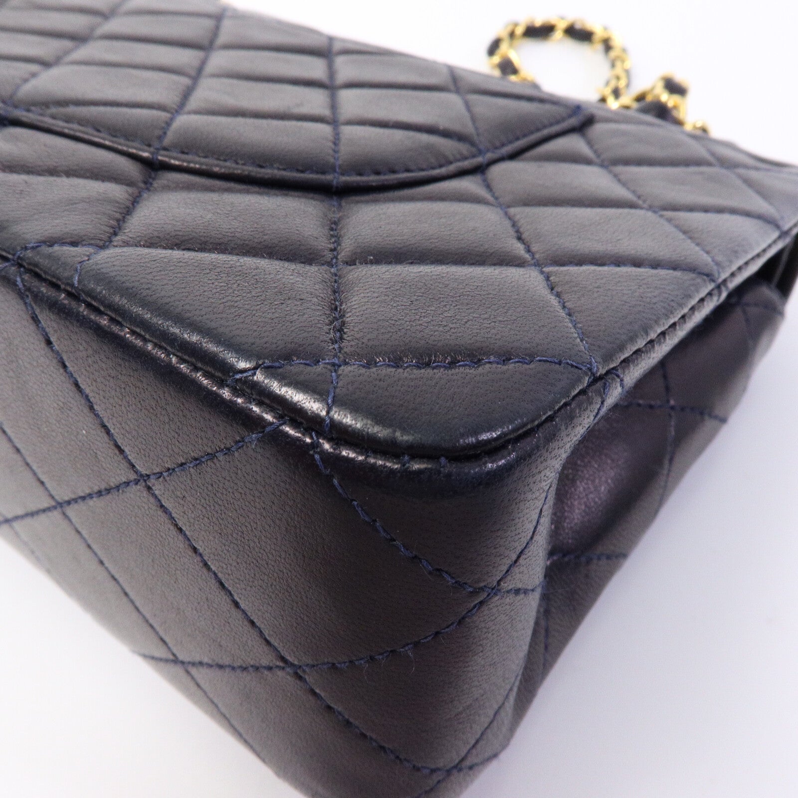CHANEL 羊皮皮革Vintage Classic Flap鏈帶肩背袋