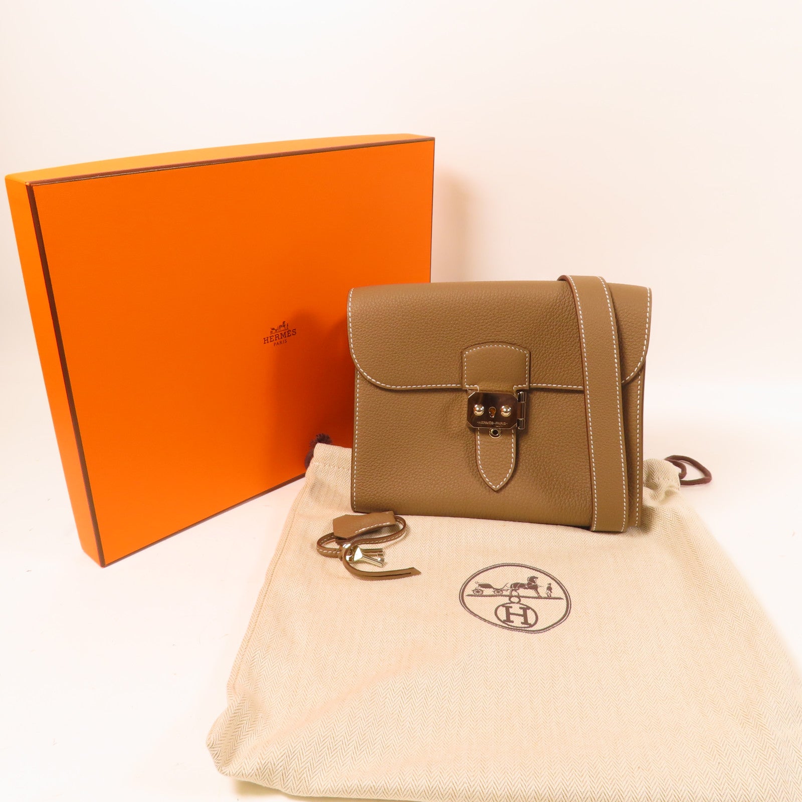 HERMES Togo皮革Sac A Depeches 21銀扣肩背袋啡色