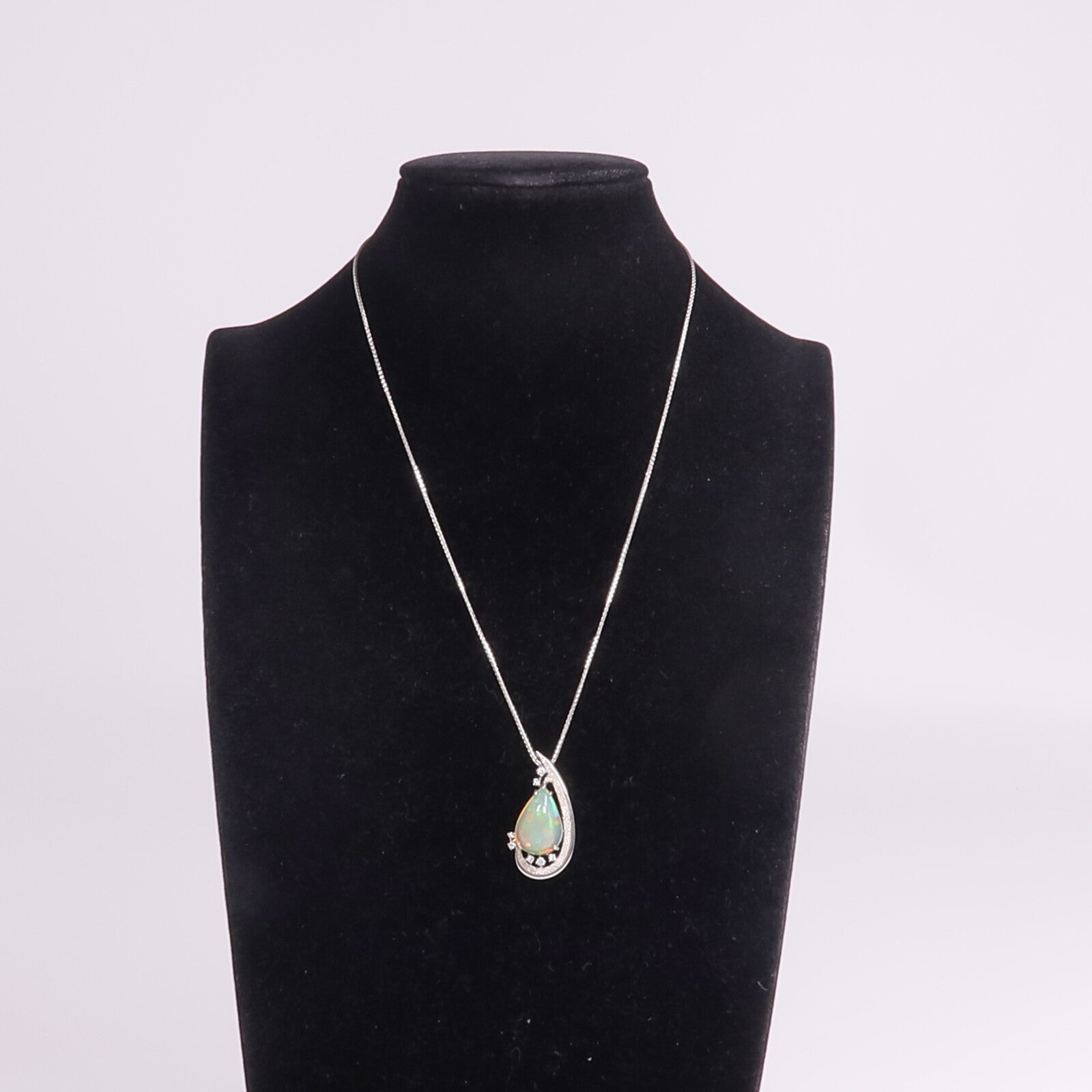 JEWELRY 18K白金Opal Diamond Necklace蛋白石/鑽石項鍊