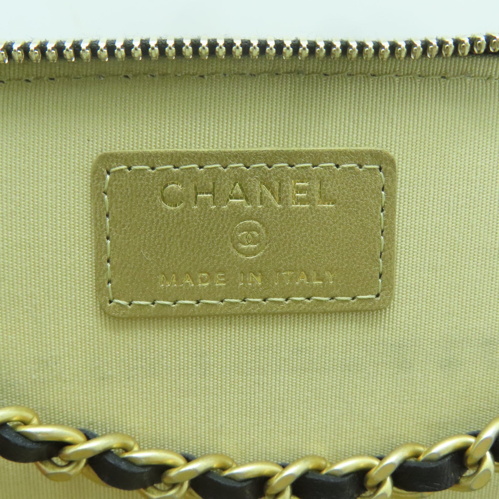 CHANEL 【激減優惠】菱格羊皮皮革Vanity Case金扣鏈帶肩背袋黑色