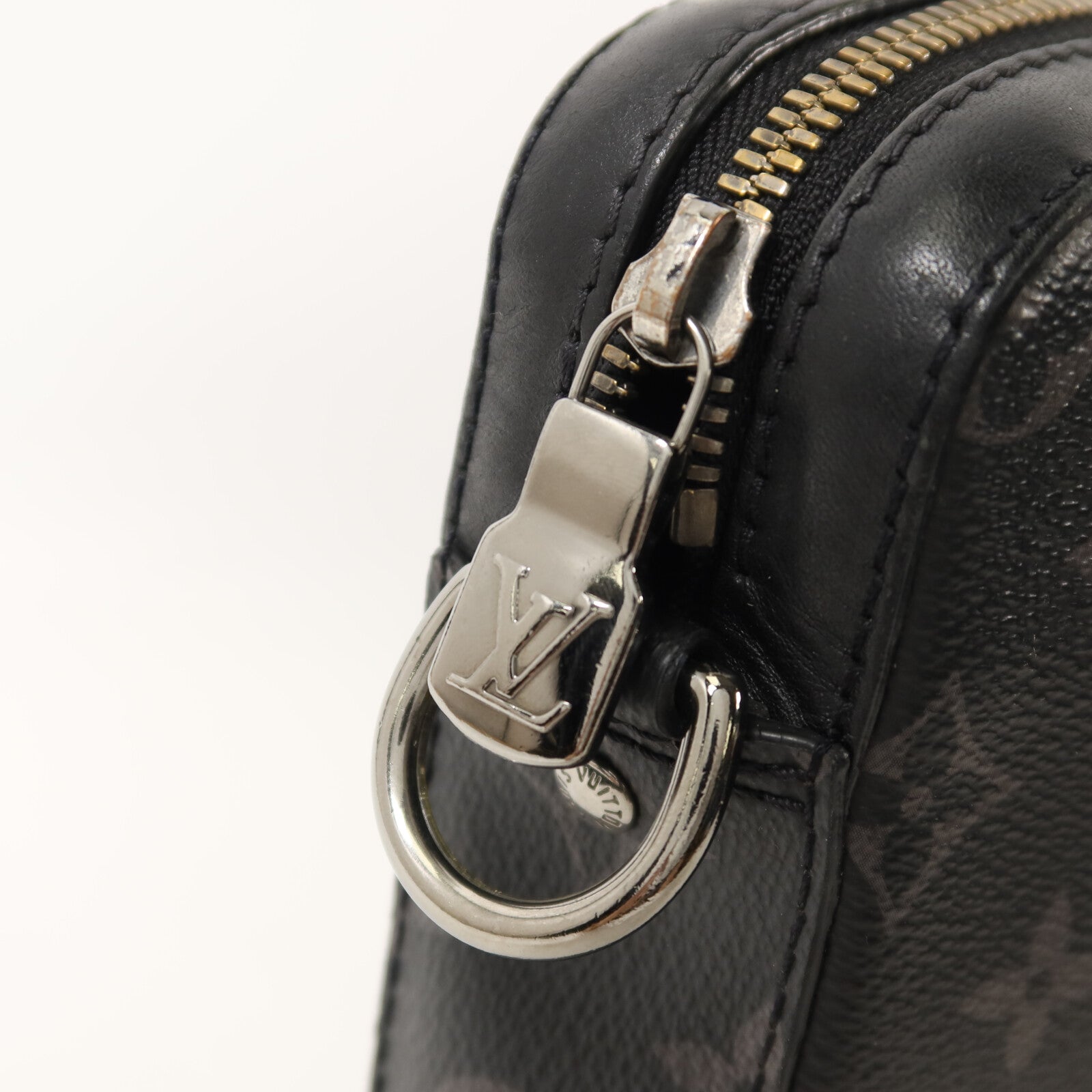 LOUIS VUITTON Monogram Eclipse Reverse Trio Messenger肩背袋