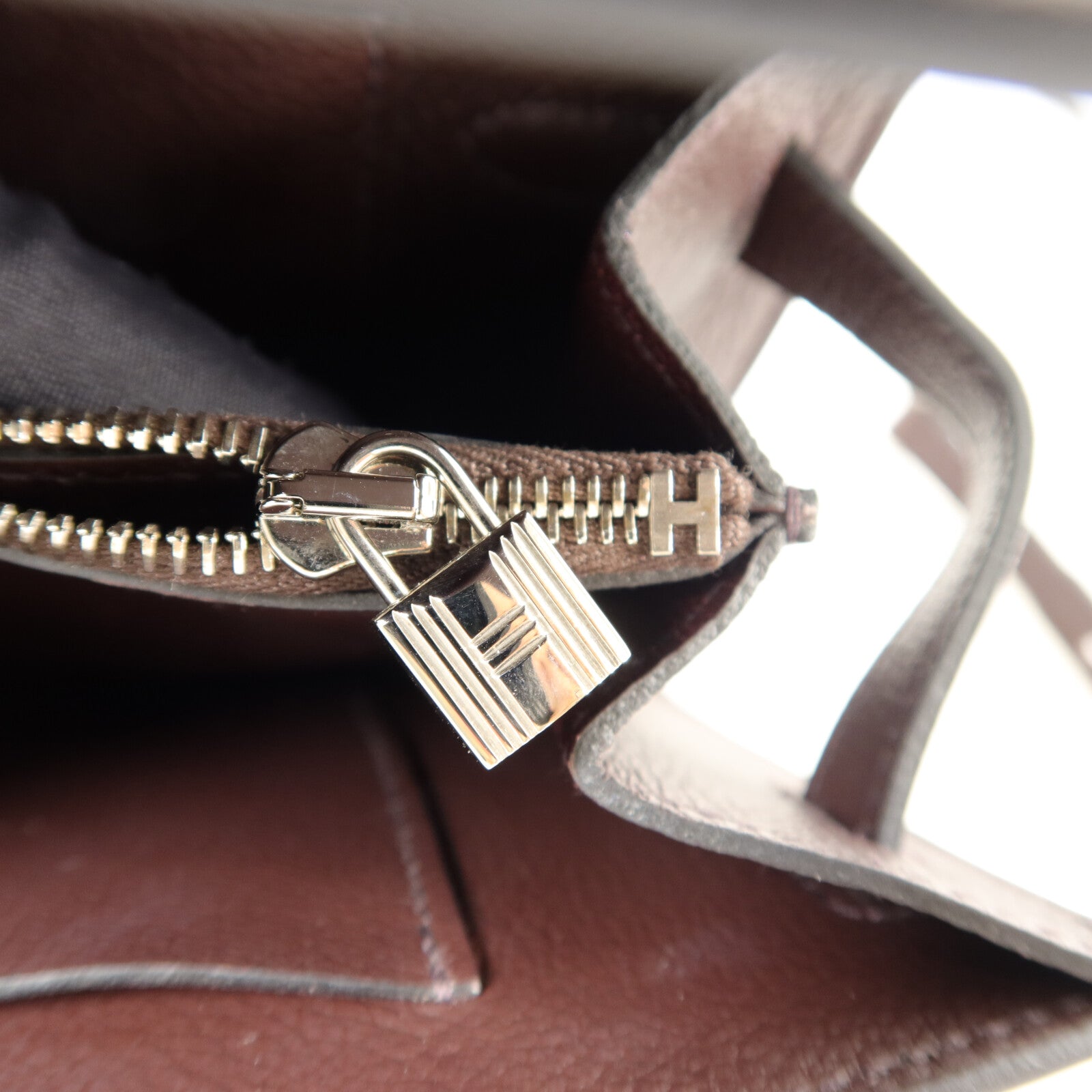 HERMES Evercolor皮革Kelly To Go肩背袋Rouge Sellier