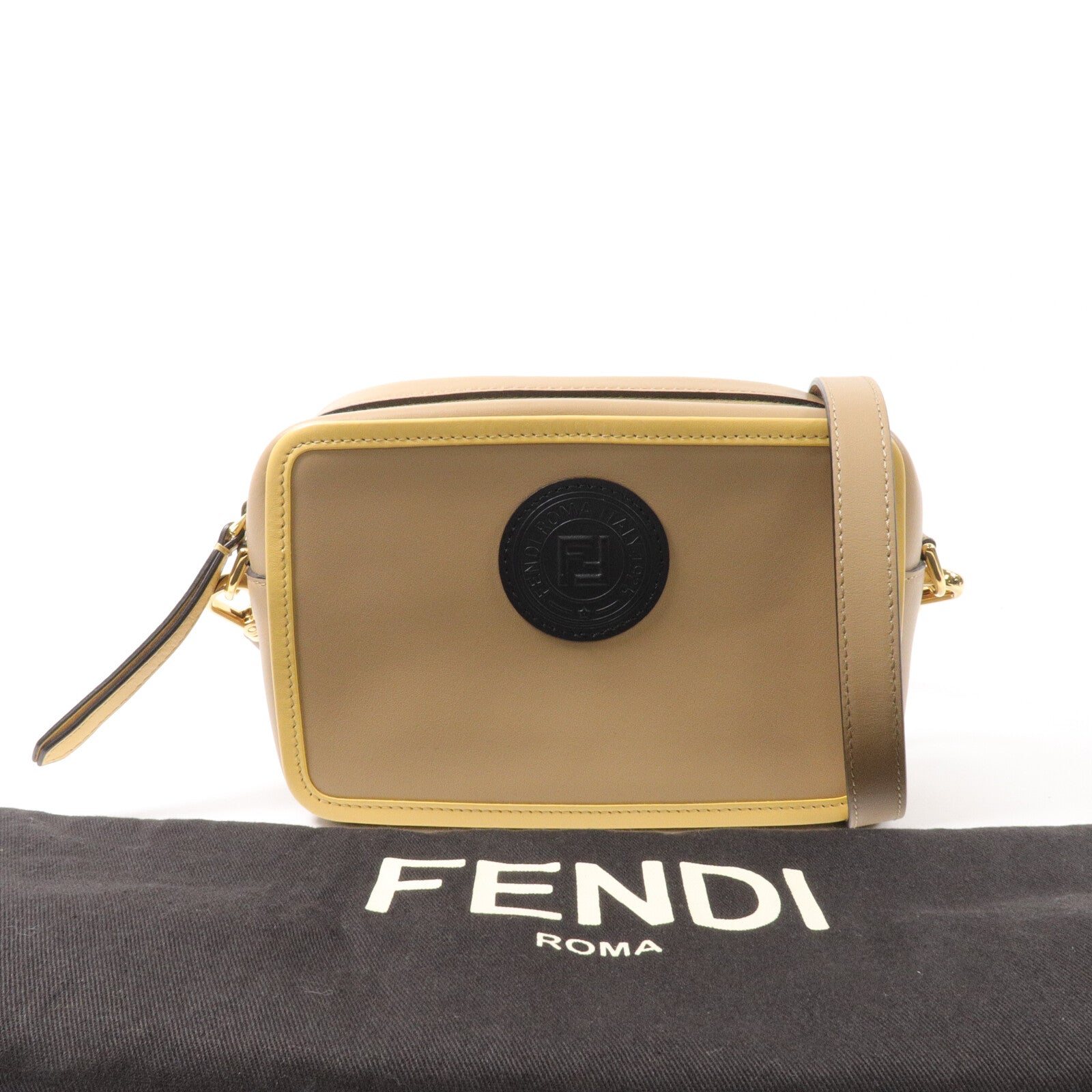 FENDI 牛皮皮革Pochette Camera Bag肩背袋