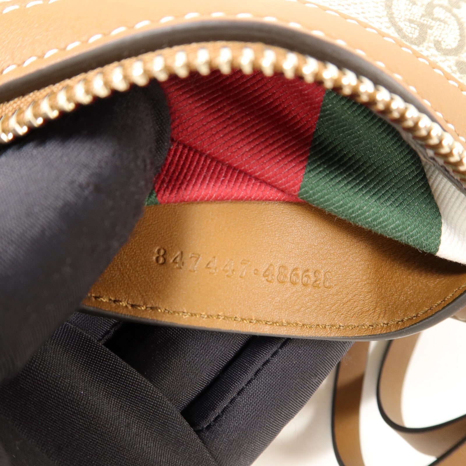 GUCCI 塗層帆布GG Emblem Small shoulder bag手挽肩背兩用袋