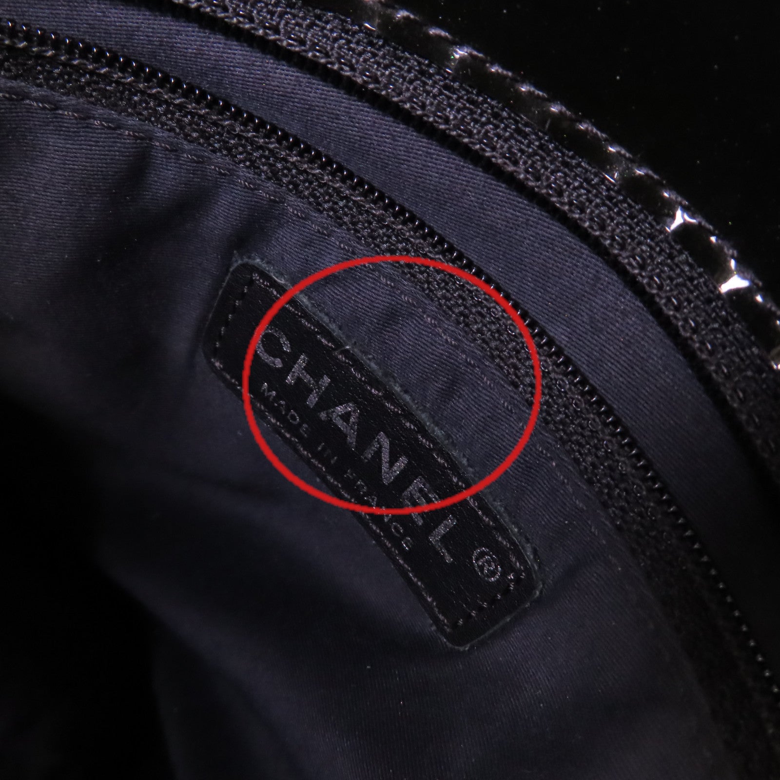 CHANEL 【激減優惠】漆皮皮革Chain Shoulder Bag銀扣鏈帶肩背袋黑色