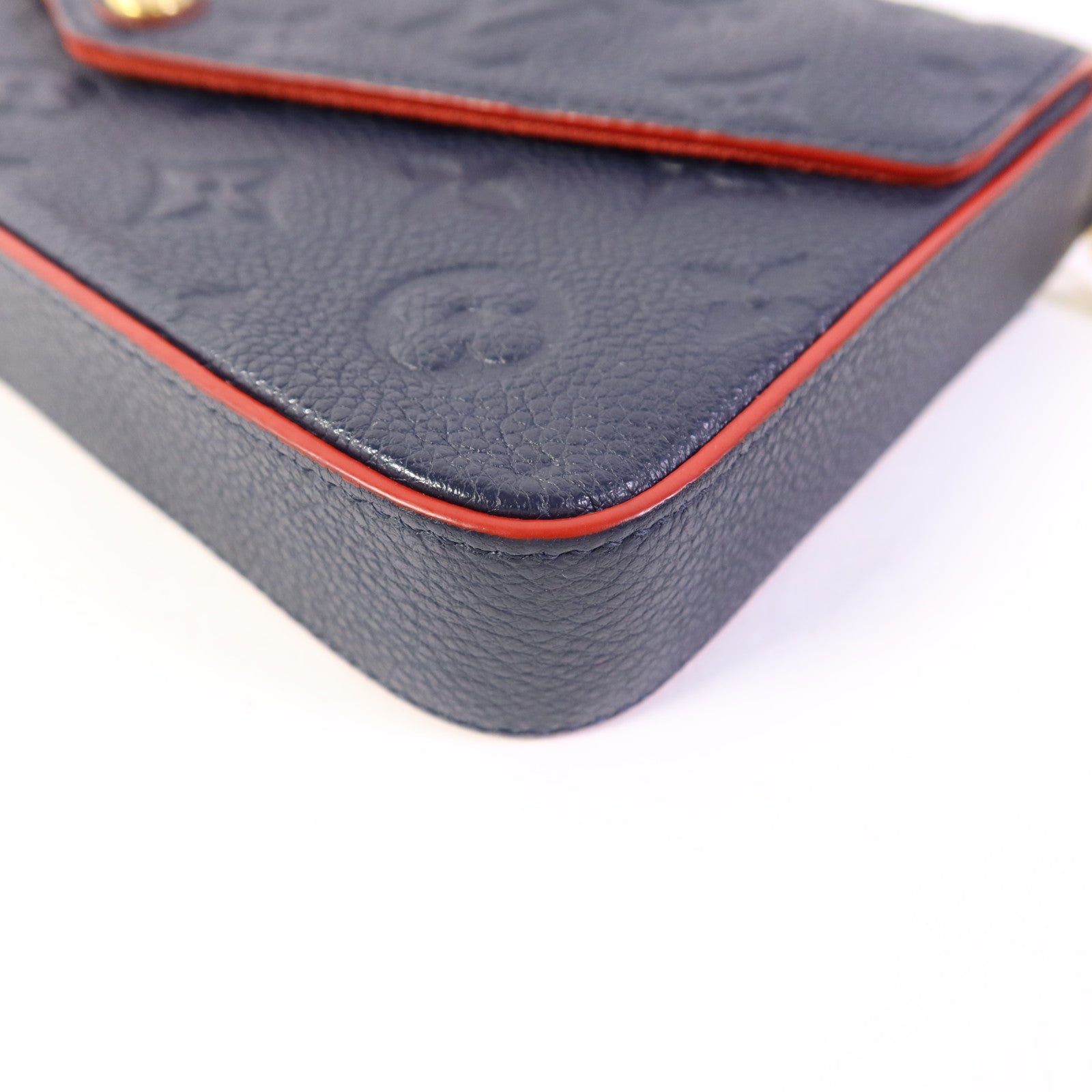 LOUIS VUITTON Monogram Empreinte Pochette Felicie金扣肩背袋