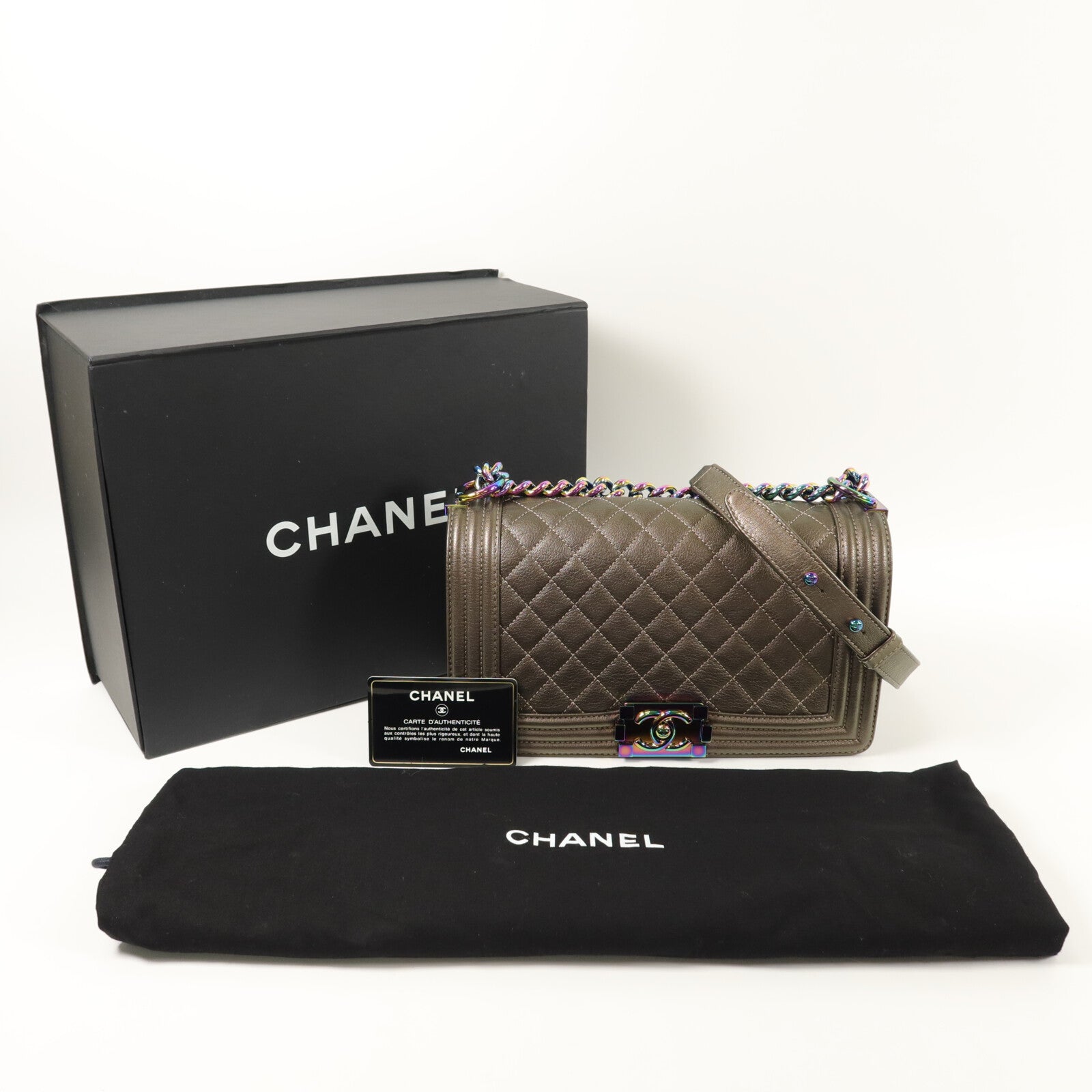 CHANEL 牛皮皮革Boy 25鏈帶肩背袋