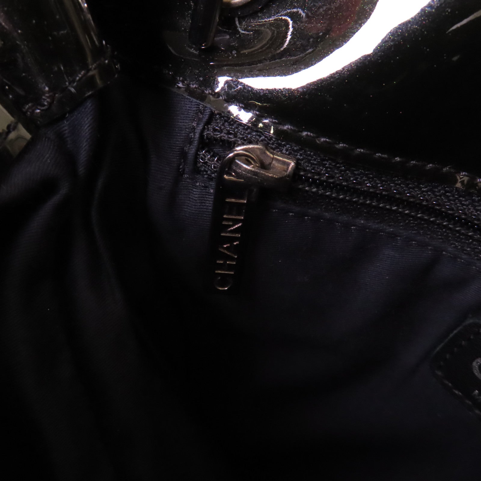CHANEL 【激減優惠】漆皮皮革Chain Shoulder Bag銀扣鏈帶肩背袋黑色