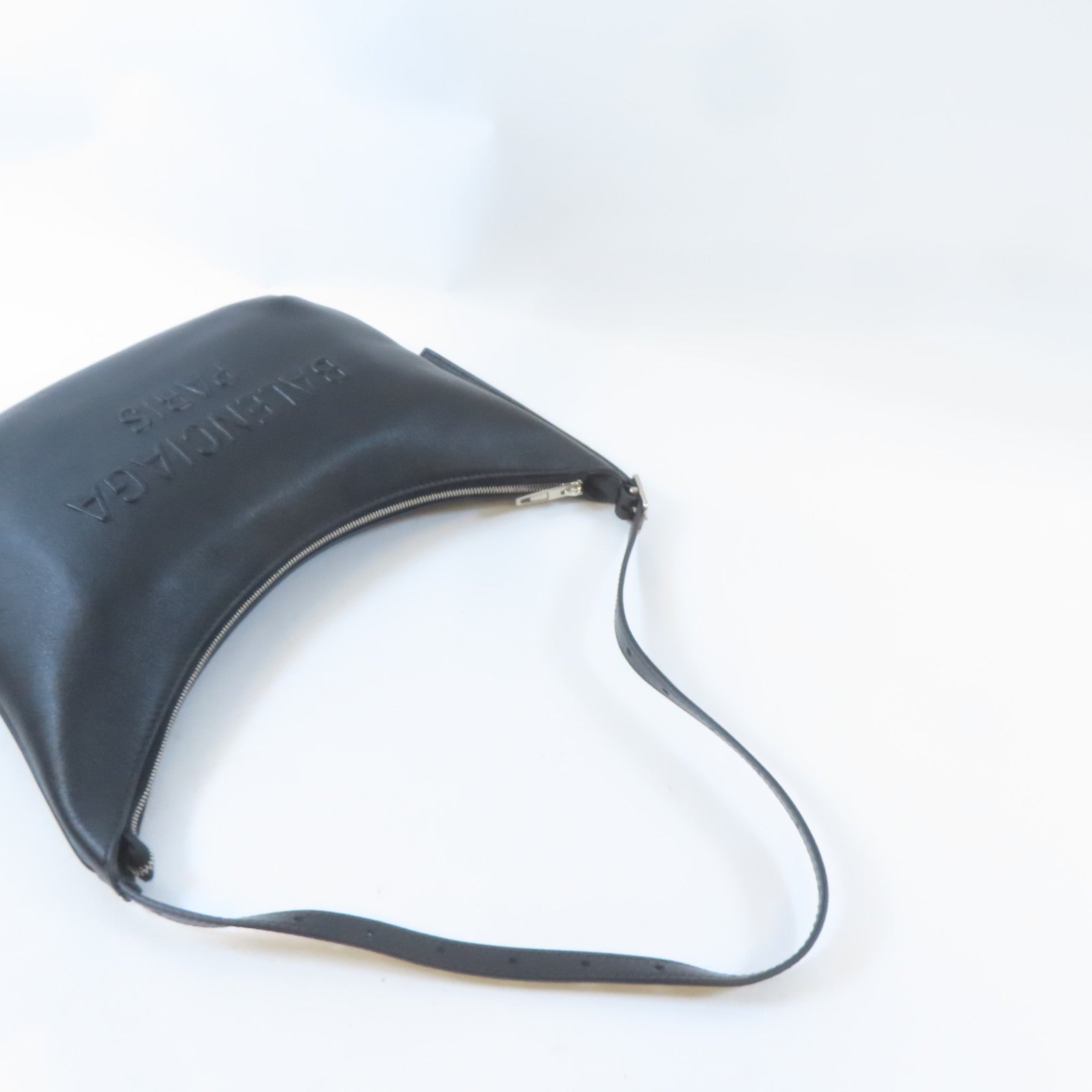 BALENCIAGA 牛皮皮革Mary Kate Sling Bag銀扣肩背袋黑色