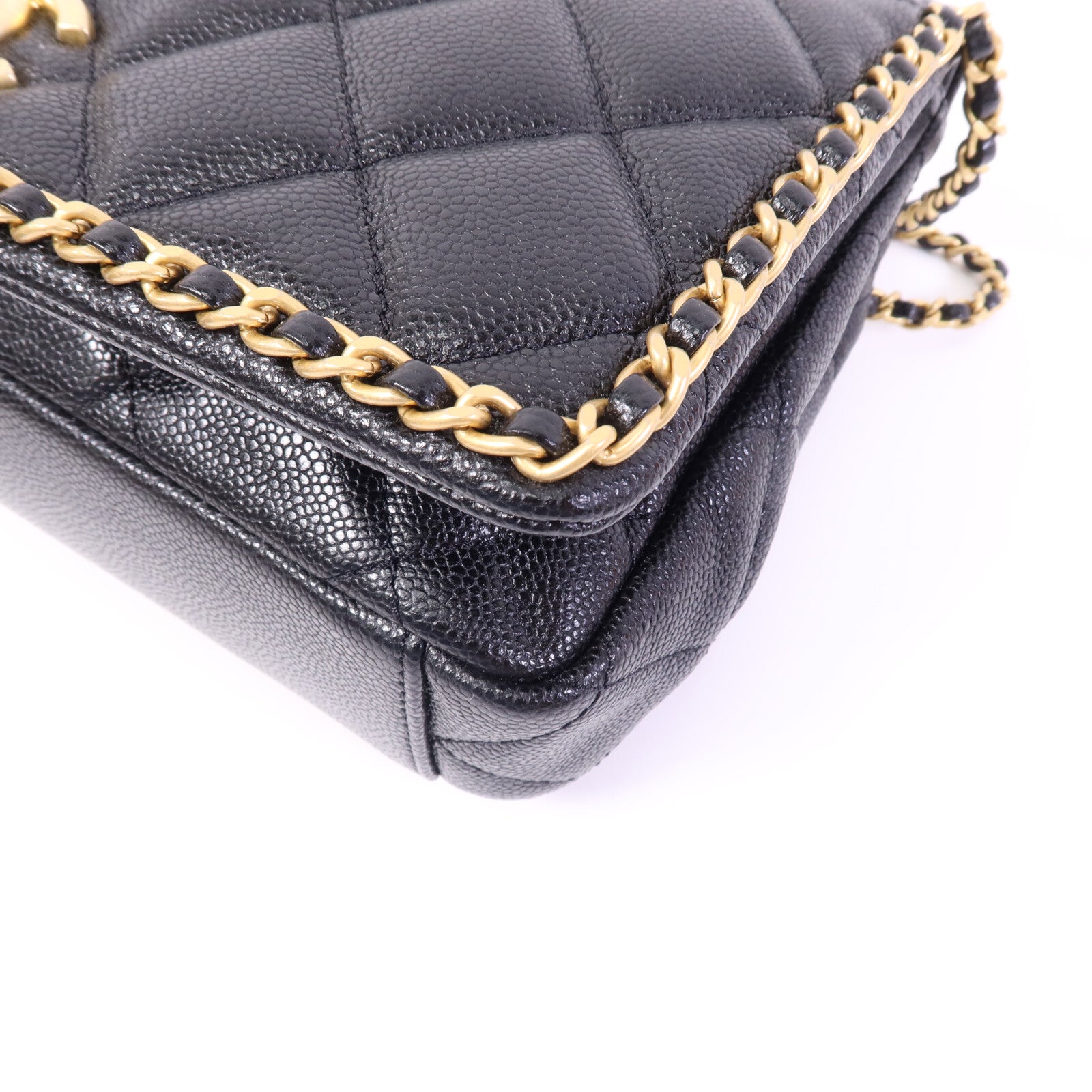 CHANEL 牛皮皮革Chain Around Flap Bag金扣鏈帶肩背袋