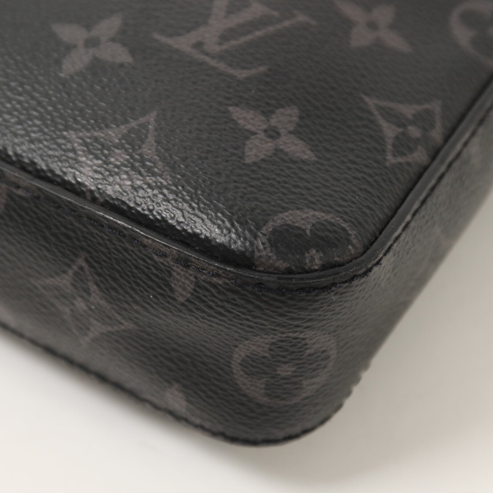 LOUIS VUITTON Monogram Eclipse Reverse Trio Messenger肩背袋