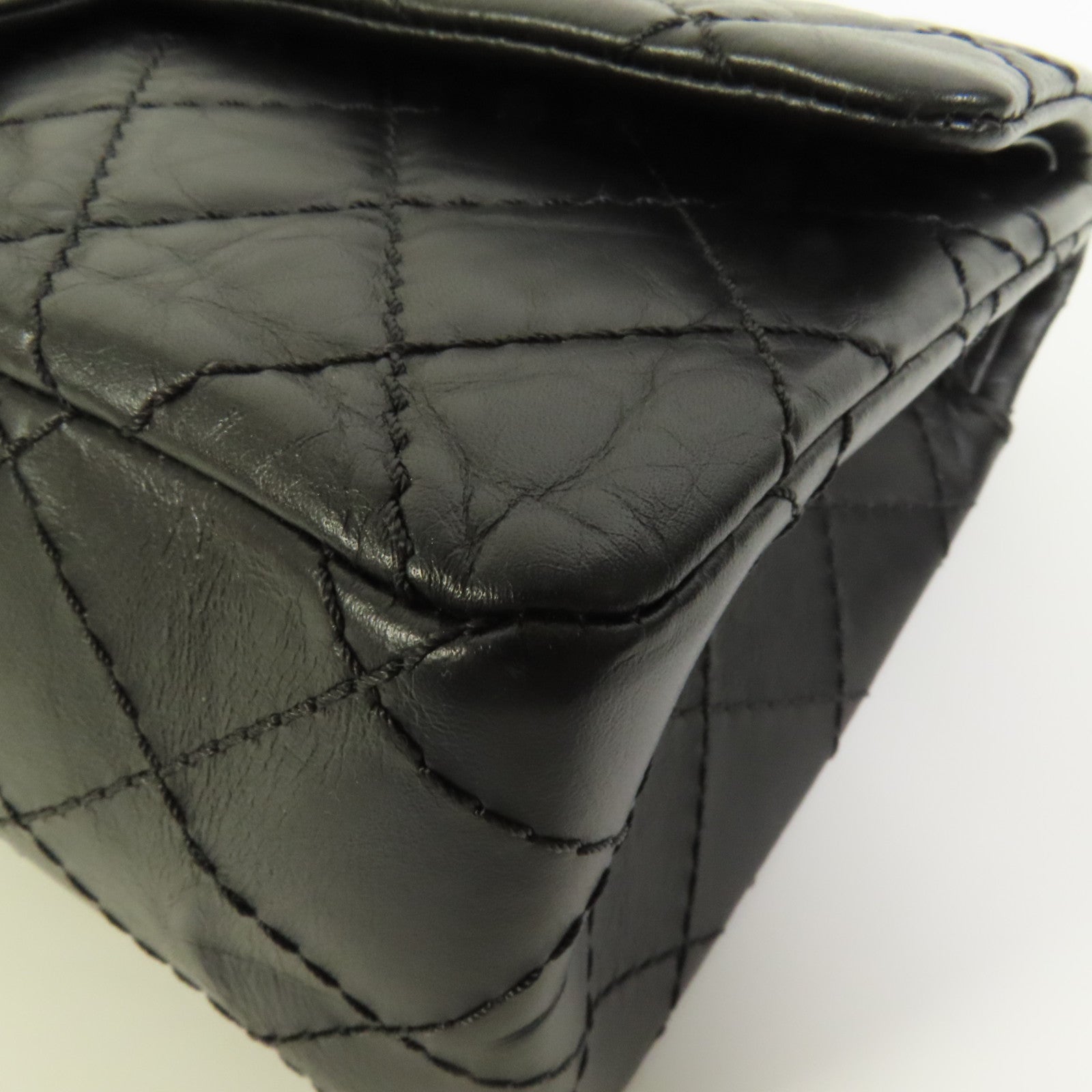 CHANEL 牛皮皮革2.55 Medium金扣鏈帶肩背袋