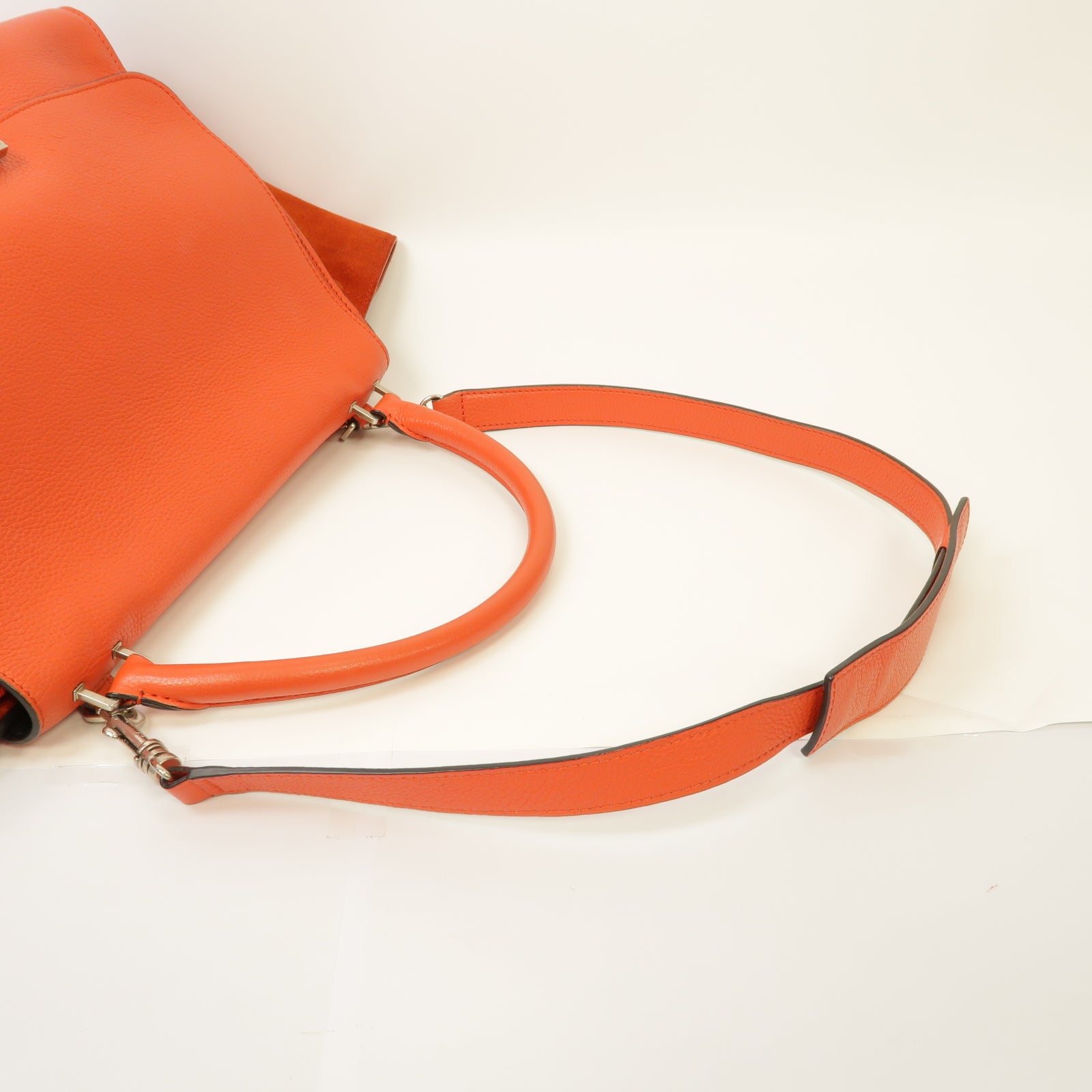 CELINE 【激減優惠】牛皮皮革Trapeze銀扣手挽肩背兩用袋紅色