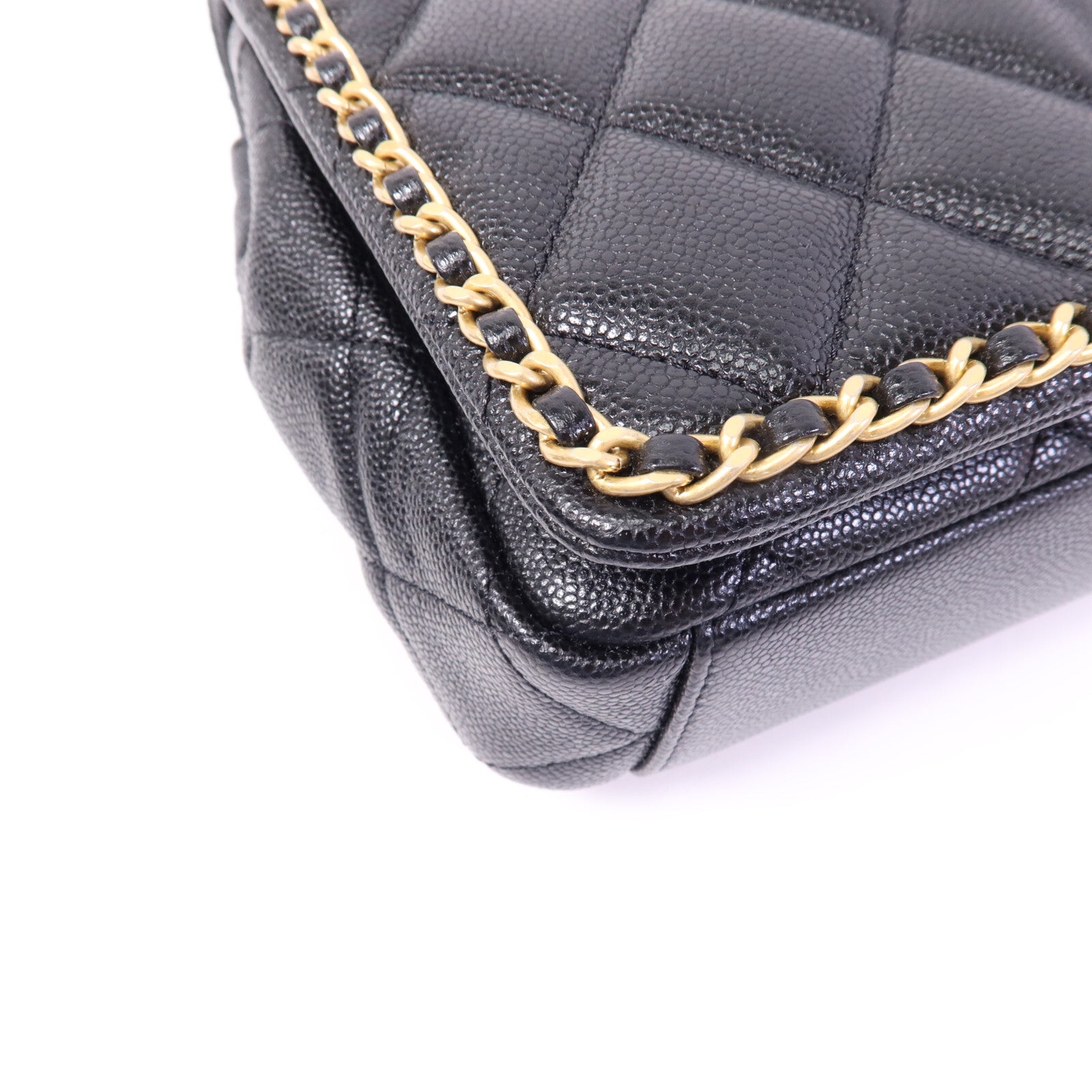 CHANEL 牛皮皮革Chain Around Flap Bag金扣鏈帶肩背袋
