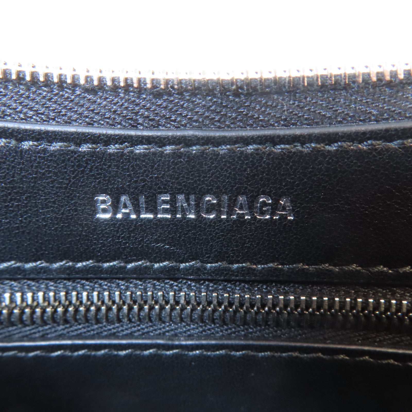 BALENCIAGA 牛皮皮革Mary Kate Sling Bag銀扣肩背袋黑色