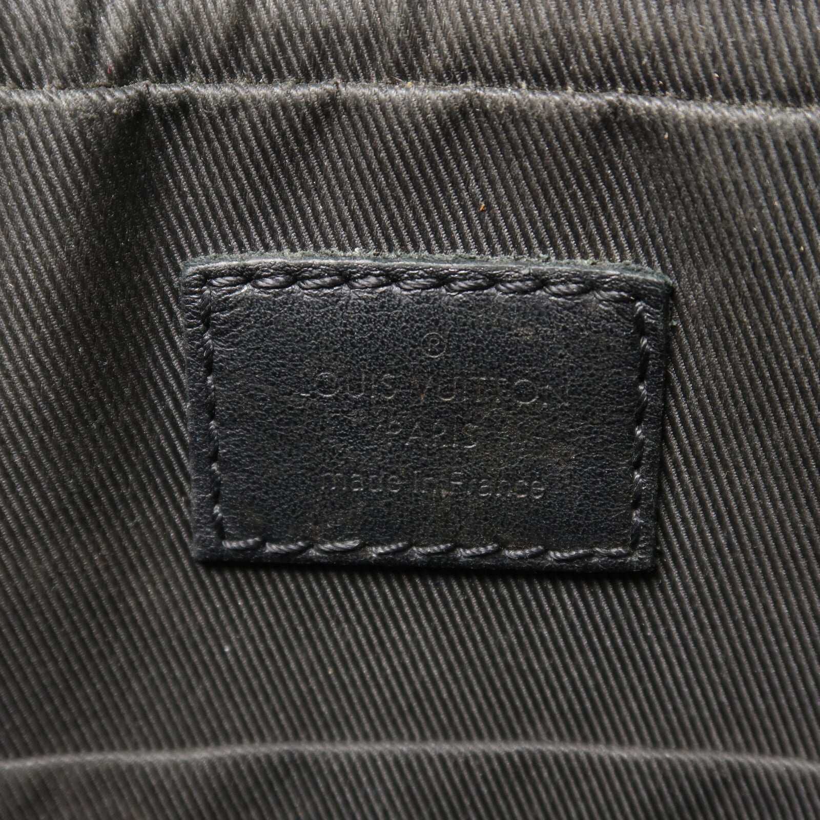 LOUIS VUITTON Monogram Eclipse Reverse Trio Messenger肩背袋