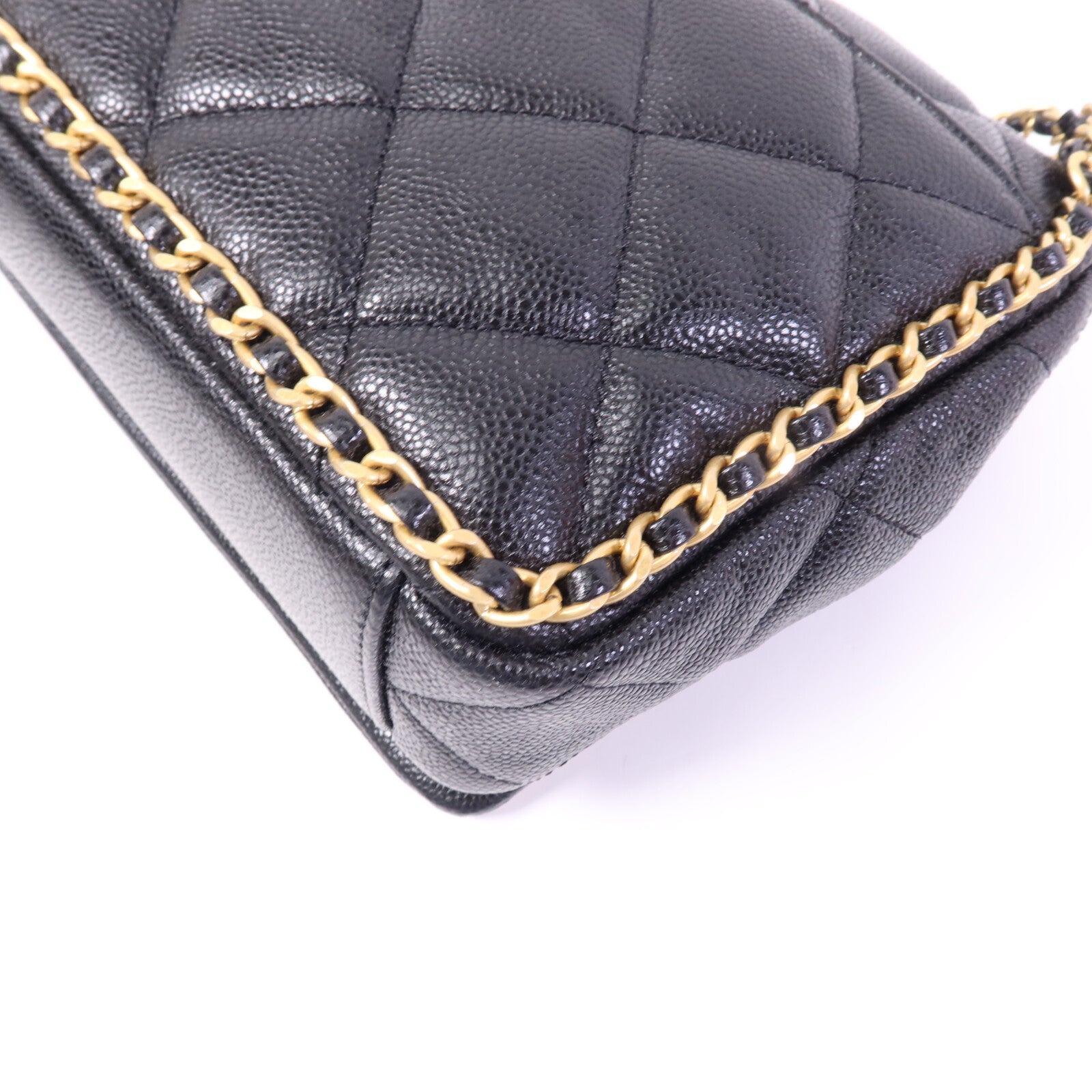 CHANEL 牛皮皮革Chain Around Flap Bag金扣鏈帶肩背袋