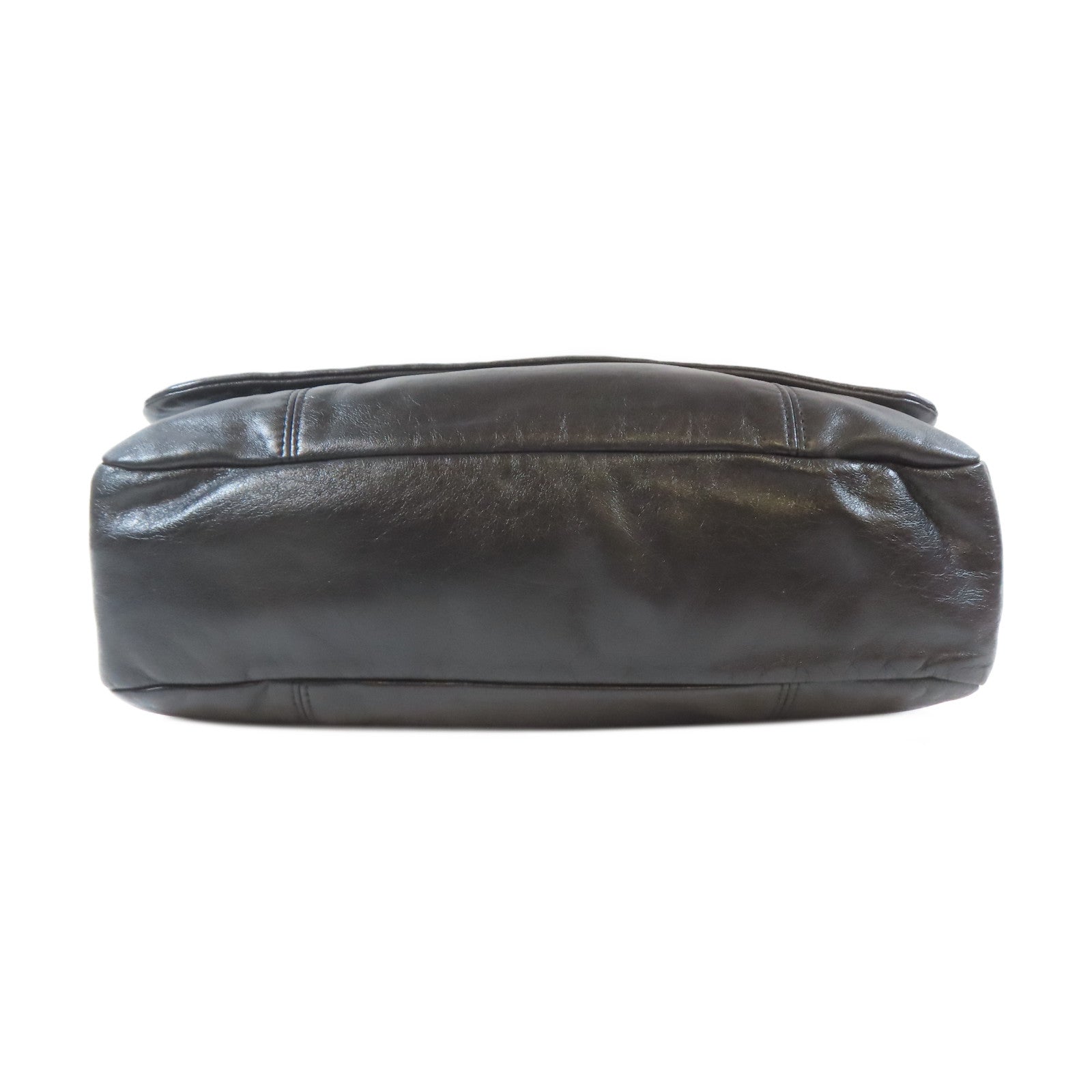 CHANEL 牛皮皮革Shoulder Bag金扣鏈帶肩背袋黑色