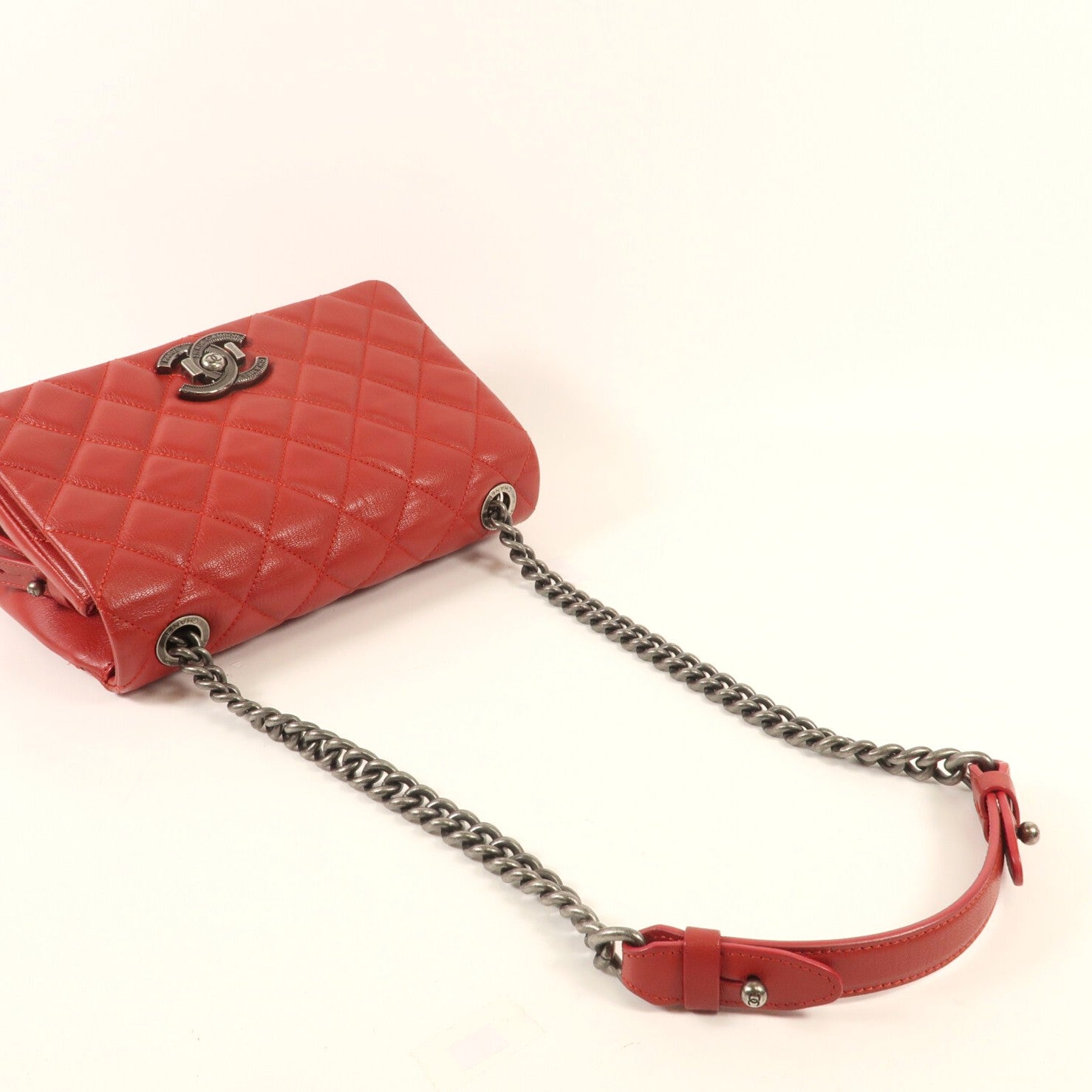 CHANEL 牛皮皮革Chain Shoulder鏈帶肩背袋