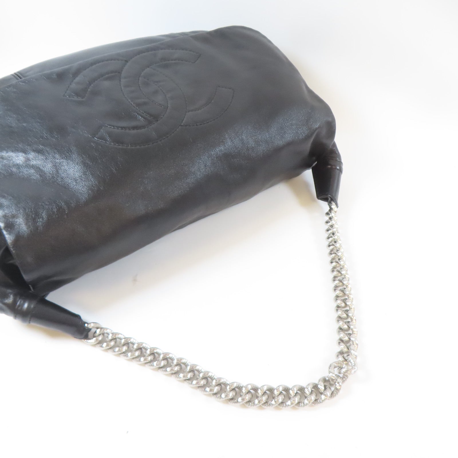 CHANEL 牛皮皮革Shoulder Bag金扣鏈帶肩背袋黑色