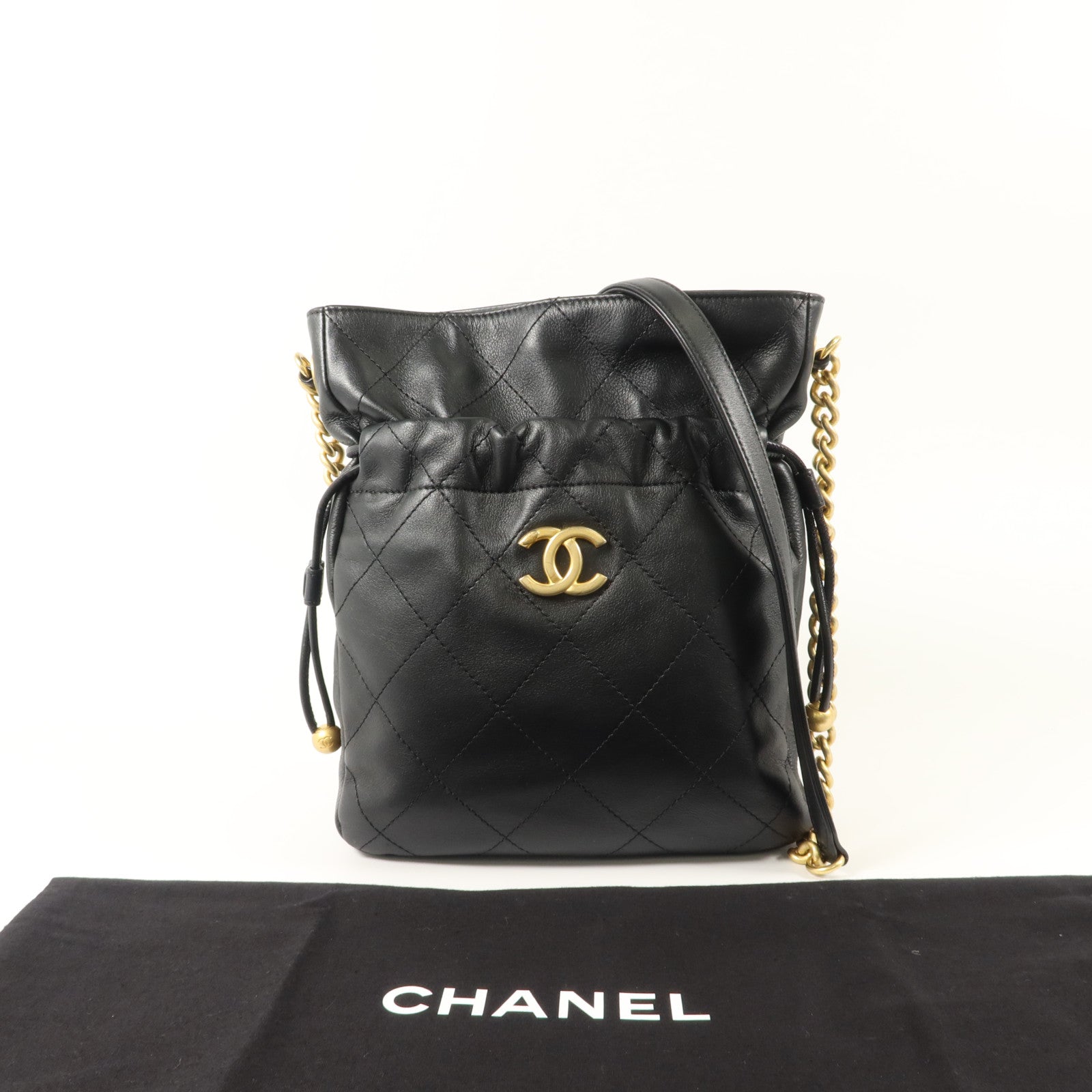 CHANEL 牛皮皮革Drawstring Bag鏈帶肩背袋