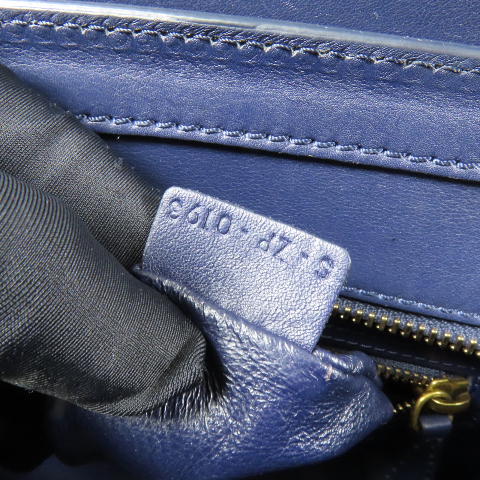 CELINE 牛皮皮革Micro Luggage金扣手挽袋