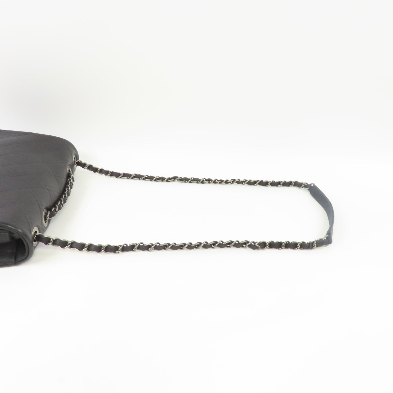 CHANEL 牛皮皮革Chain Shoulder銀扣鏈帶肩背袋黑色