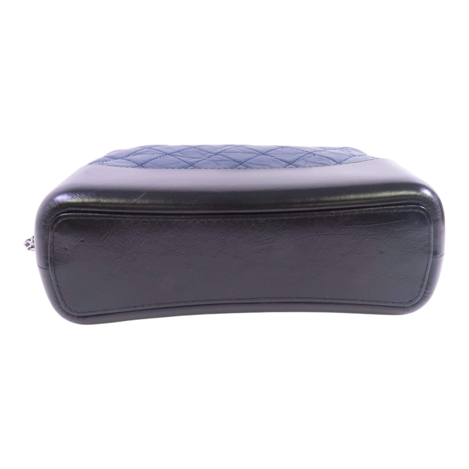 CHANEL 牛皮革Gabrielle Medium Chain Shoulder Bag銀扣鏈帶肩背袋