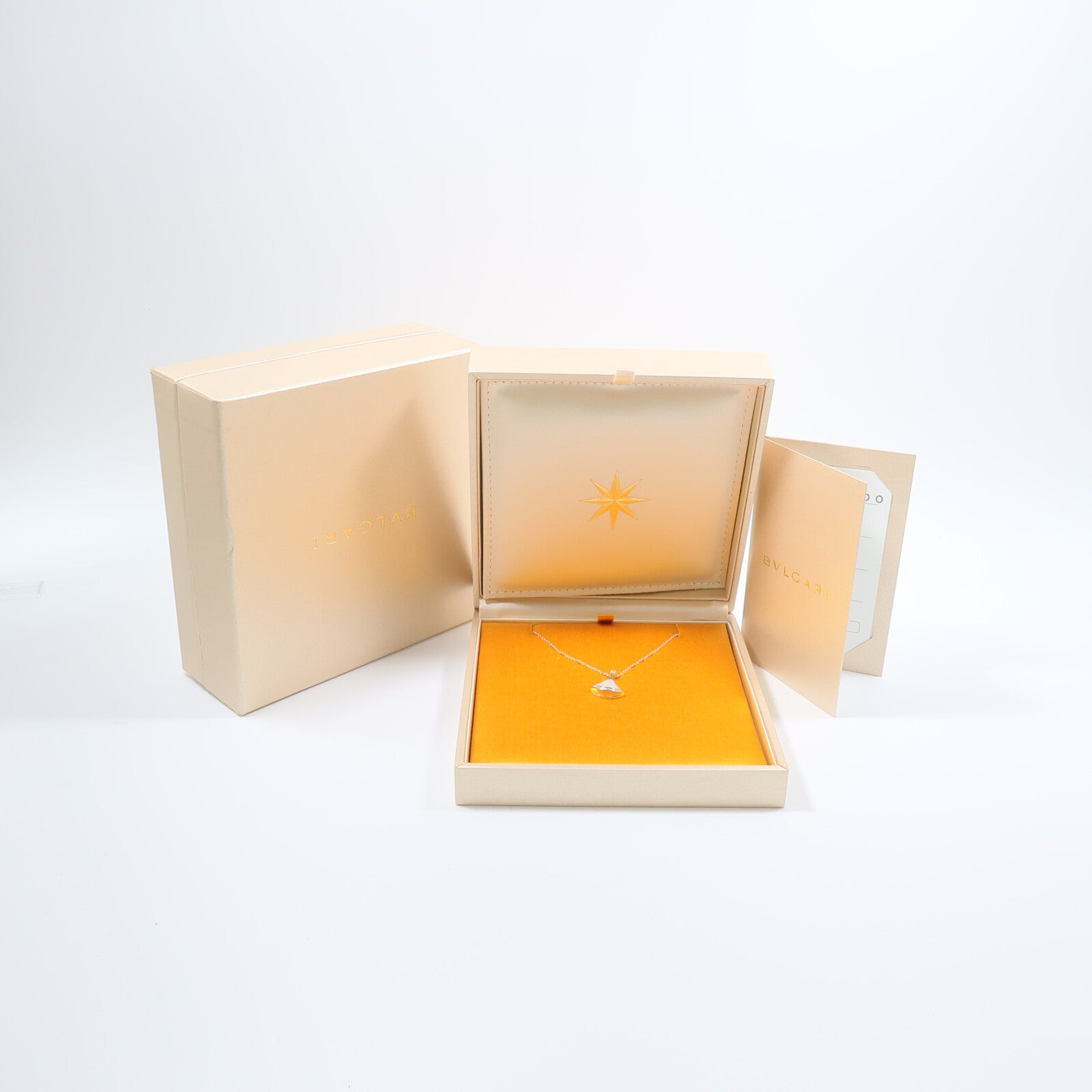 BVLGARI 18K玫瑰金Divas Dream Necklace珍珠母貝/鑽石項鍊
