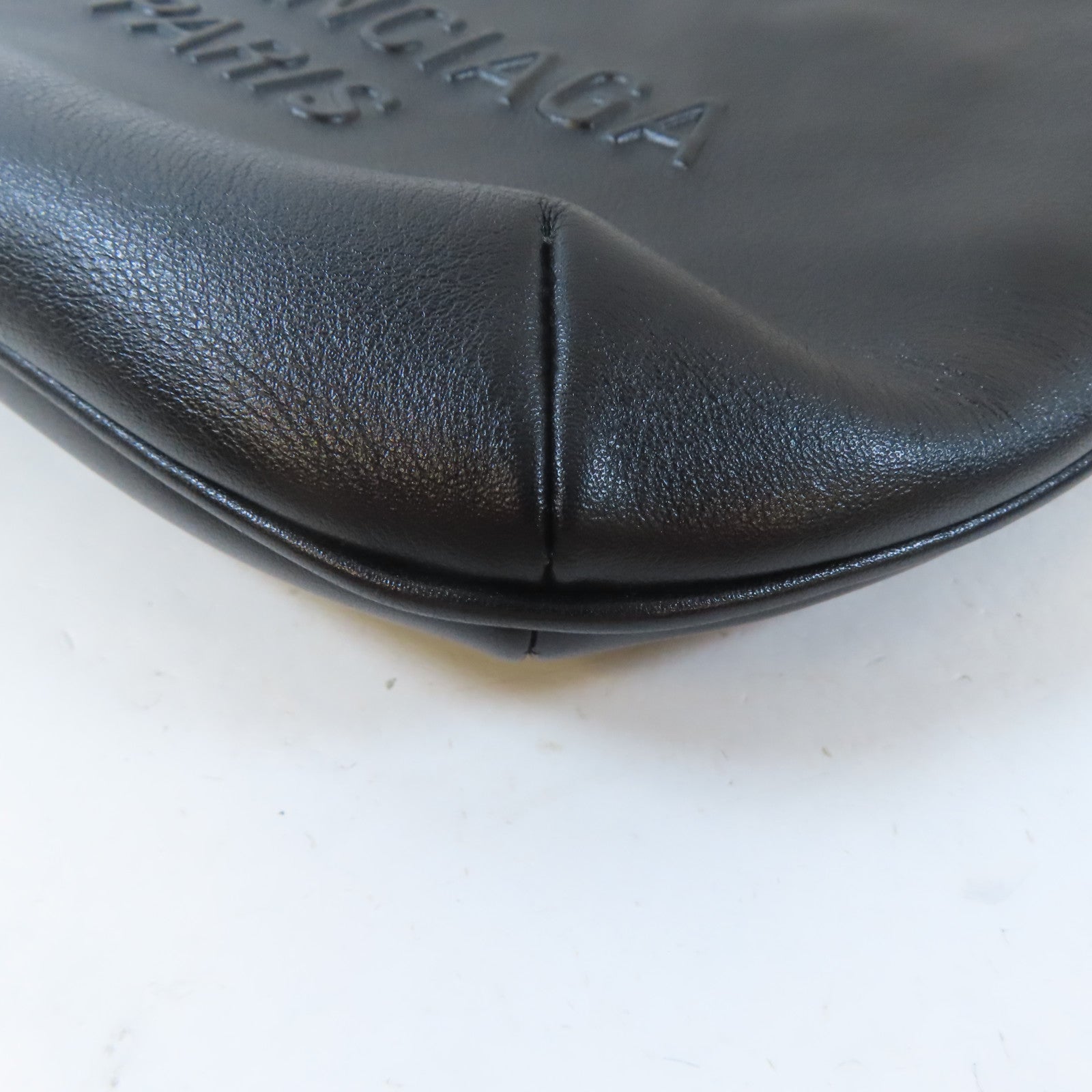 BALENCIAGA 牛皮皮革Mary Kate Sling Bag銀扣肩背袋黑色