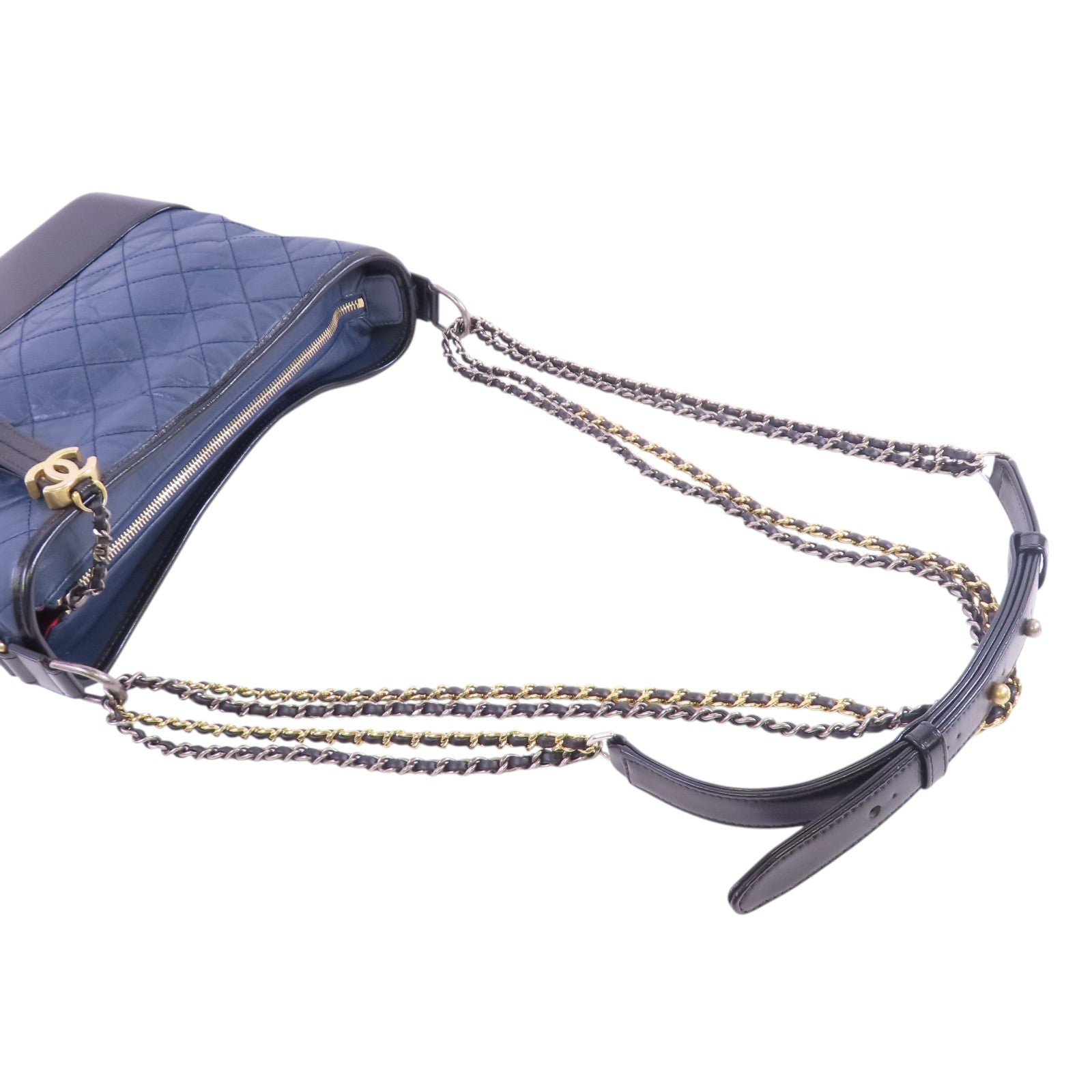 CHANEL 牛皮革Gabrielle Medium Chain Shoulder Bag銀扣鏈帶肩背袋