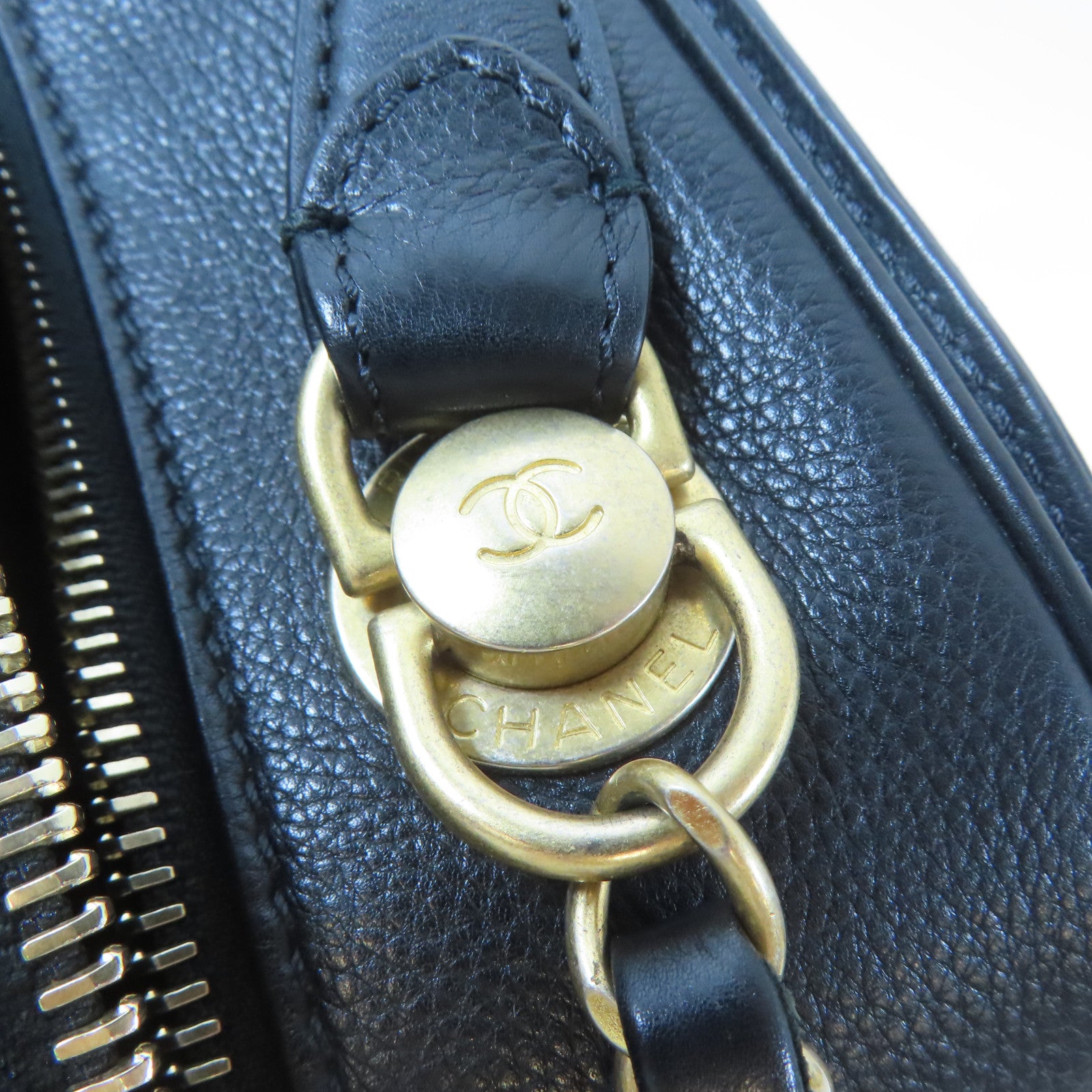 CHANEL 菱格牛皮皮革Chain Shoulder金扣手挽肩背兩用袋黑色