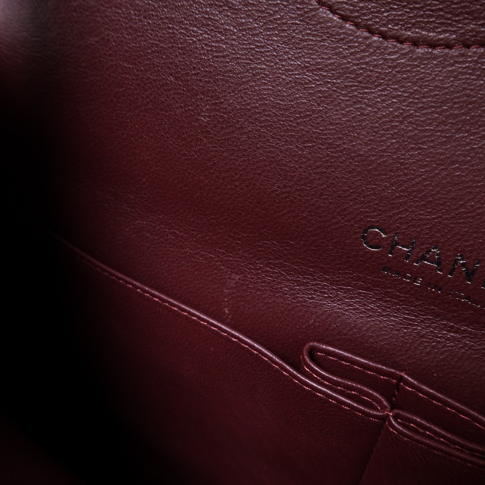 CHANEL 牛皮皮革Maxi Classic銀扣鏈帶肩背袋