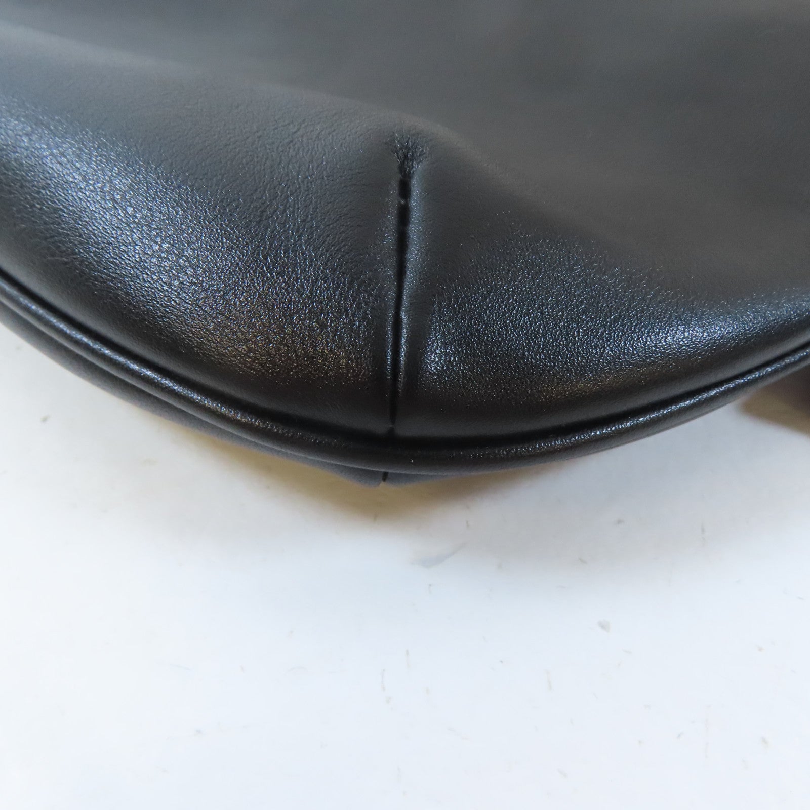 BALENCIAGA 牛皮皮革Mary Kate Sling Bag銀扣肩背袋黑色
