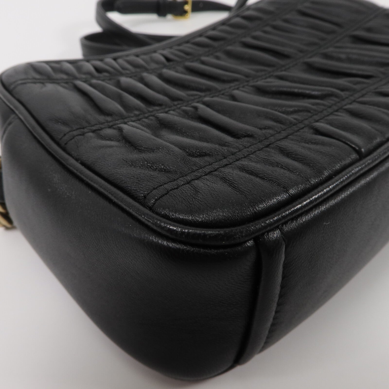 PRADA 牛皮皮革Shoulder Bag鏈帶肩背袋