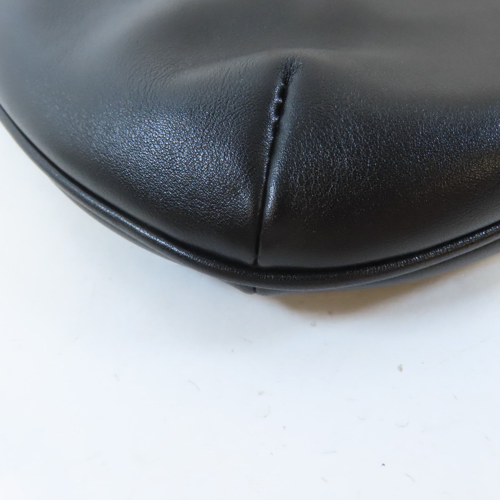 BALENCIAGA 牛皮皮革Mary Kate Sling Bag銀扣肩背袋黑色