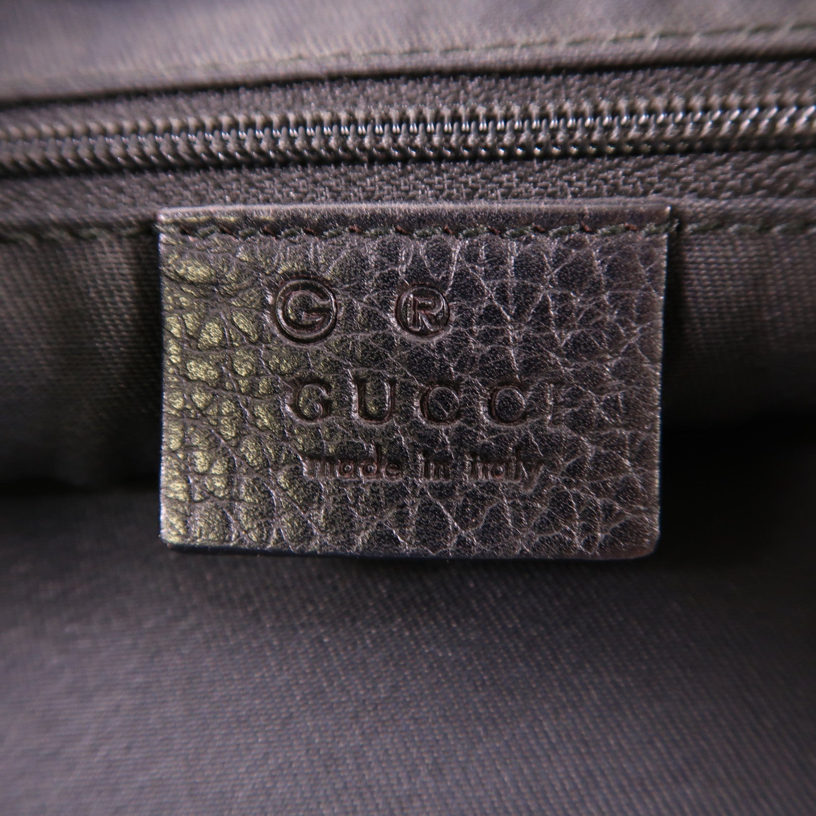 GUCCI 帆布Shoulder Bag銀扣肩背袋