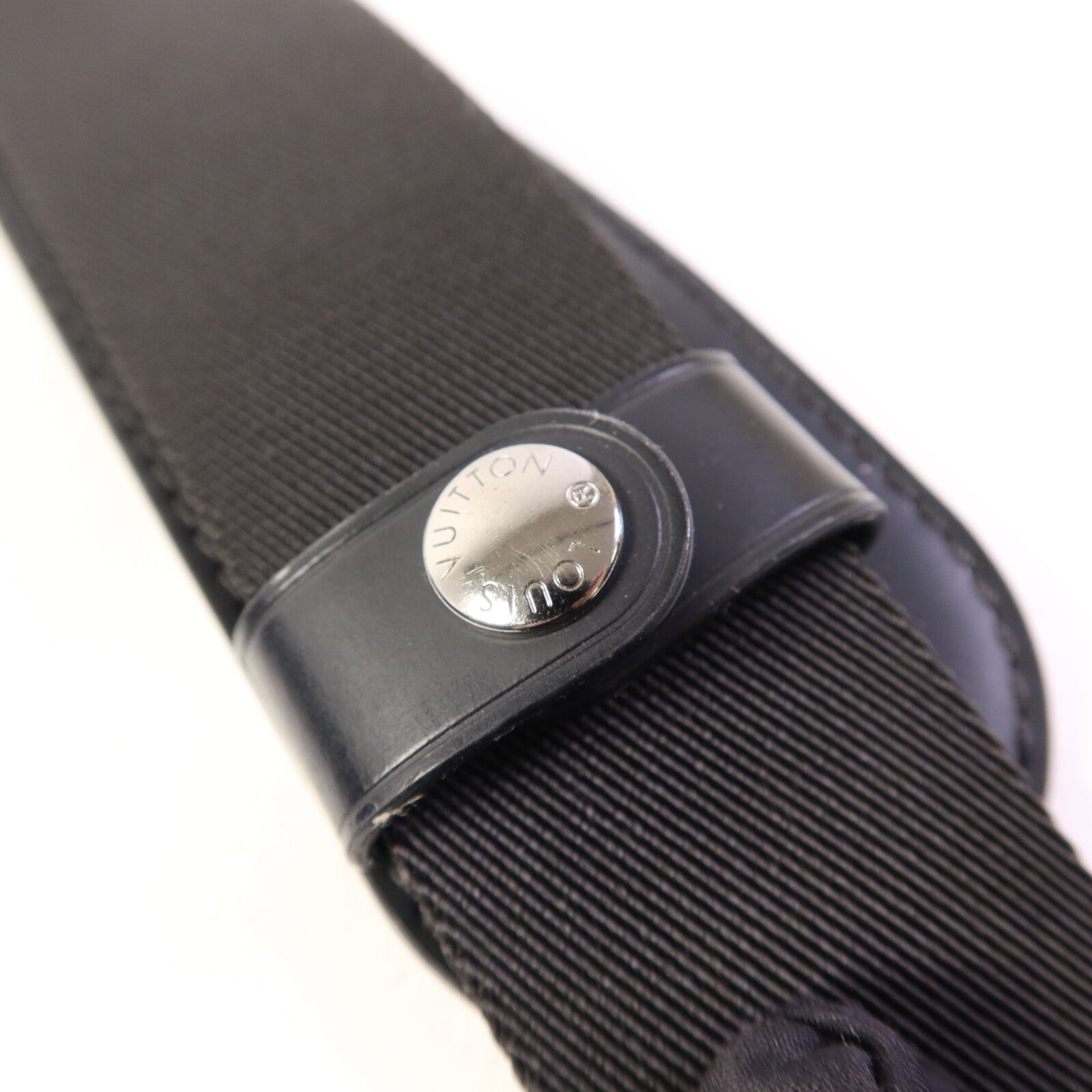 LOUIS VUITTON Monogram Eclipse Messenger PM Voyager銀扣肩背袋