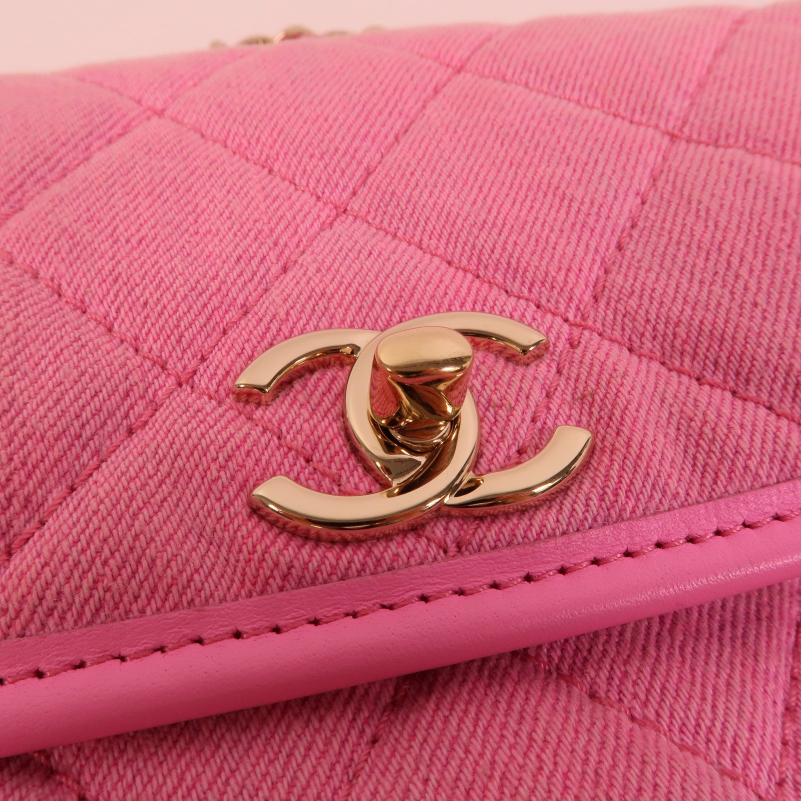 CHANEL Denim Shoulder Bag肩背袋