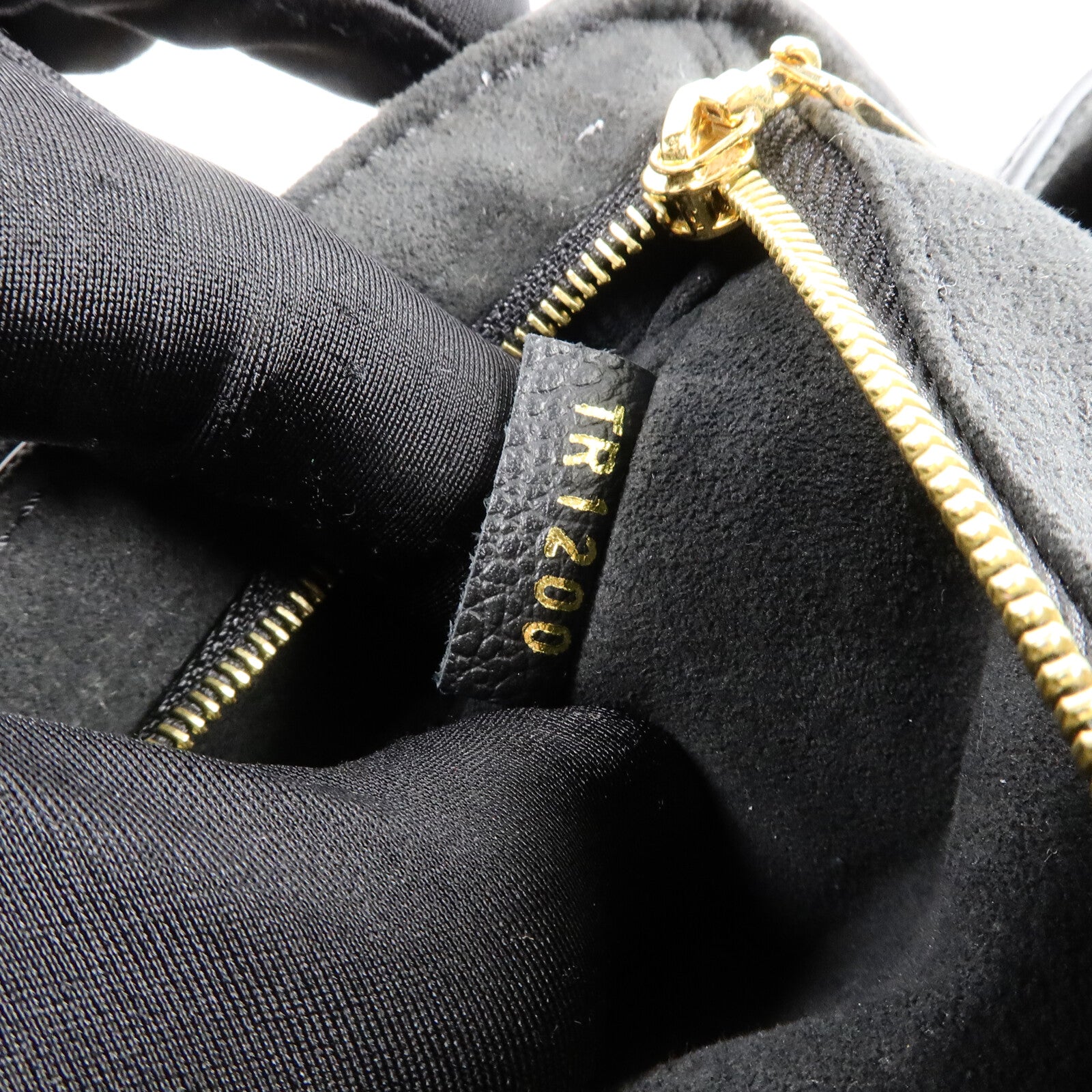LOUIS VUITTON Monogram Empreinte Vavin PM金扣肩背袋
